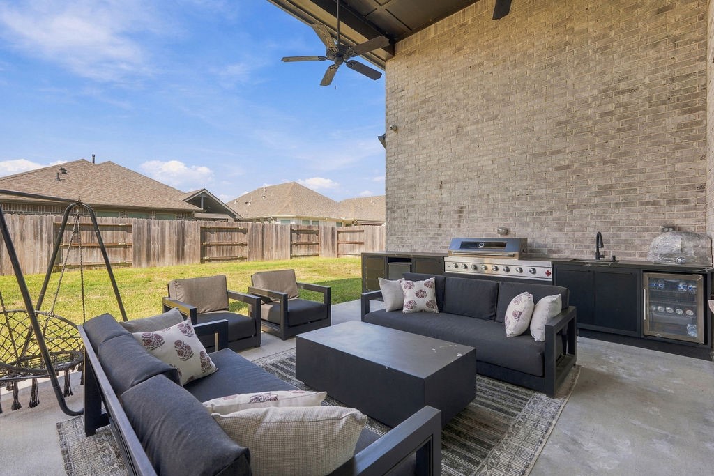 4919 Opal Sunset Court, League City, TX 77573