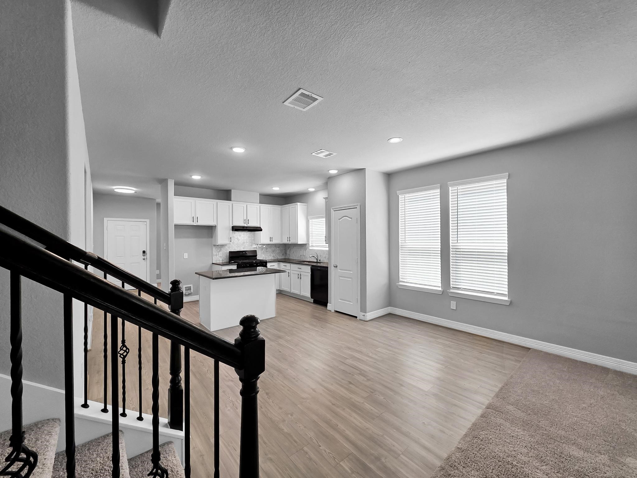 766 Dewberry Road, La Marque, TX 77568