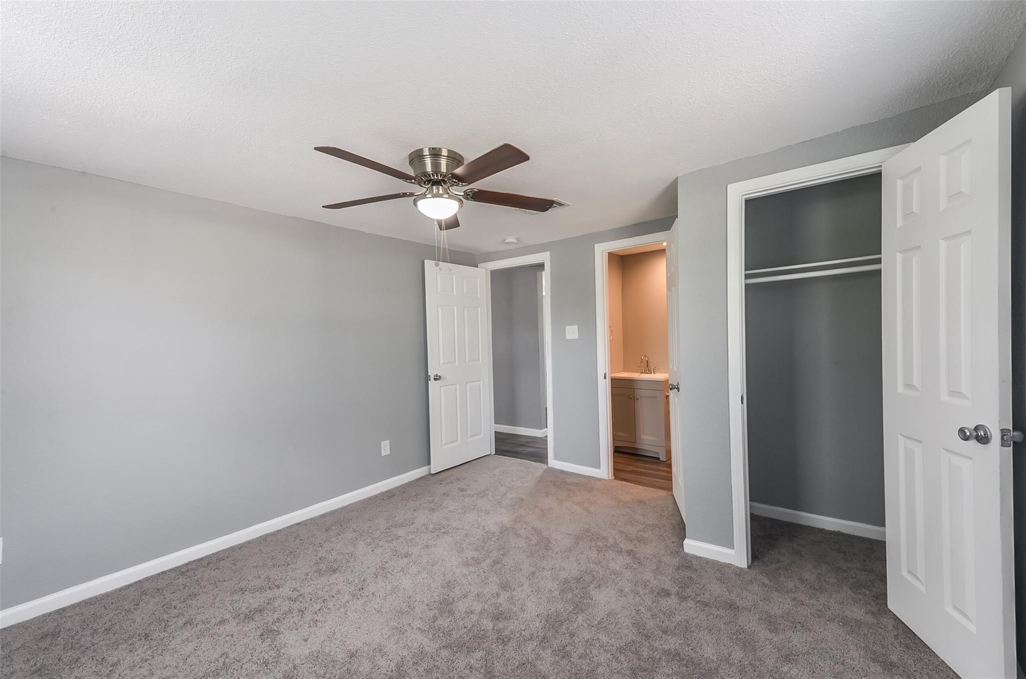 13252 Kanak Street, Needville, TX 77461