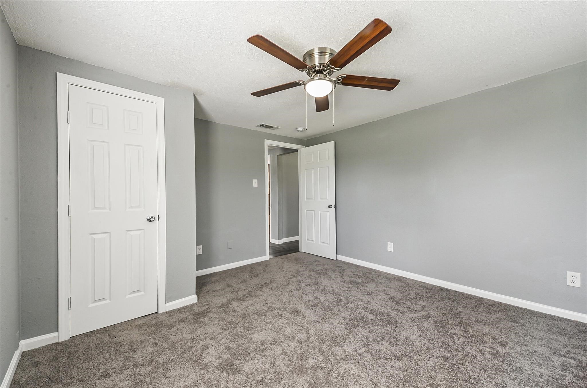 13252 Kanak Street, Needville, TX 77461