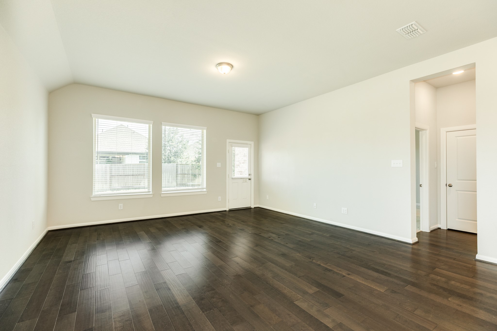 9807 Gould Drive, Manvel, TX 77583