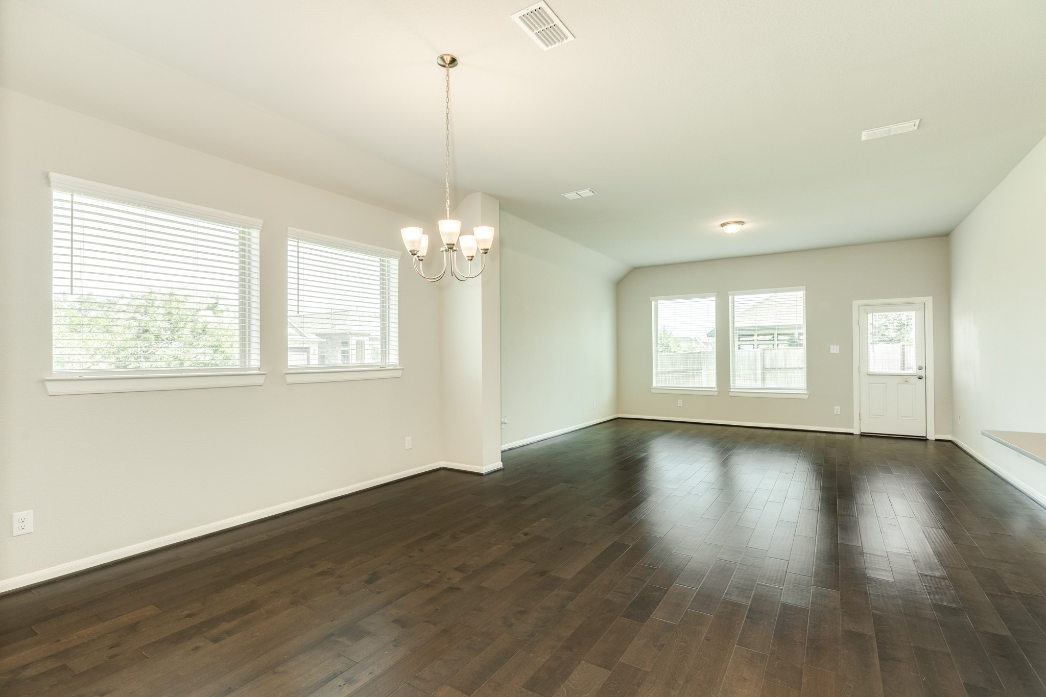 9807 Gould Drive, Manvel, TX 77583