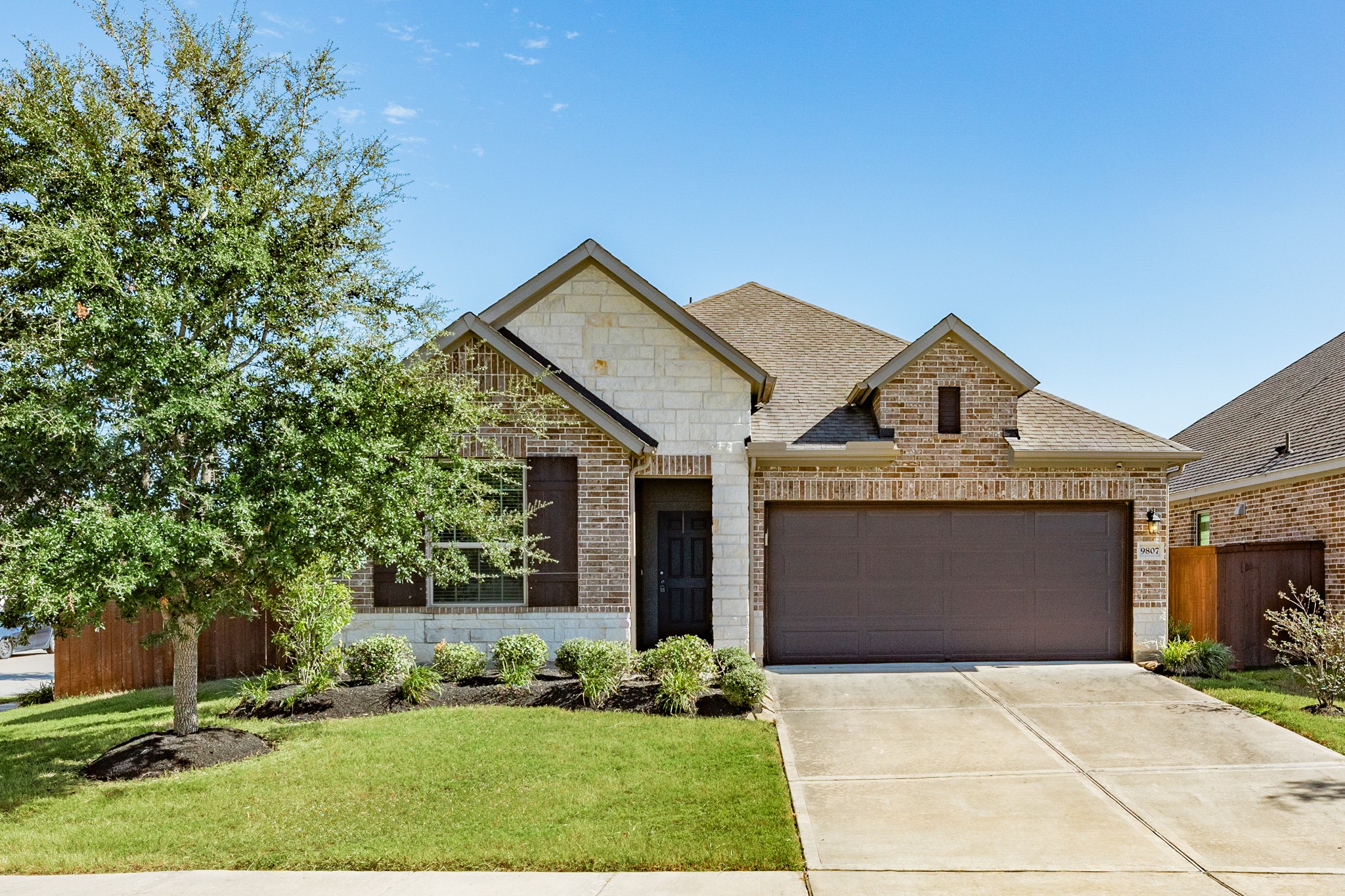 9807 Gould Drive, Manvel, TX 77583