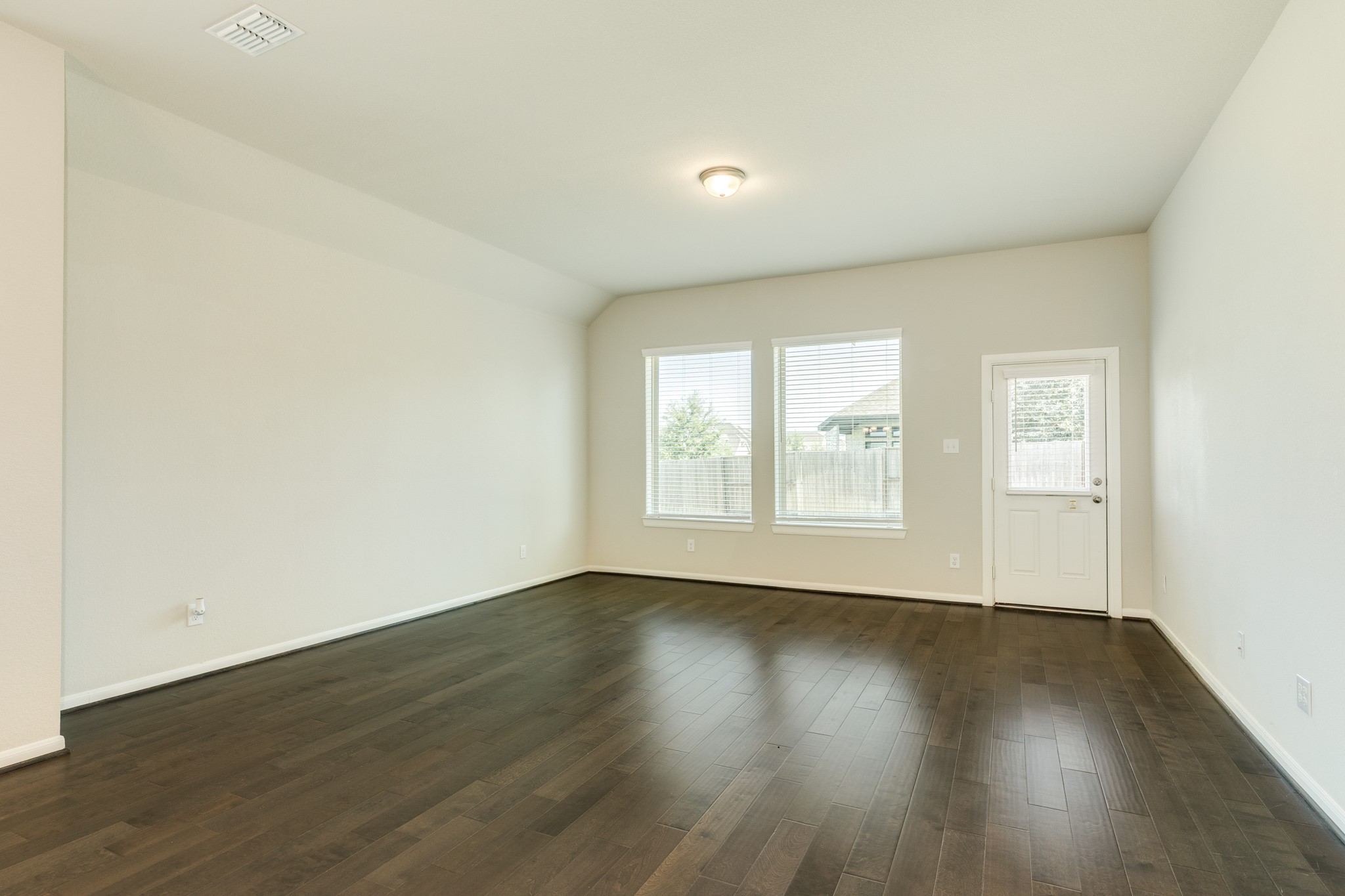 9807 Gould Drive, Manvel, TX 77583