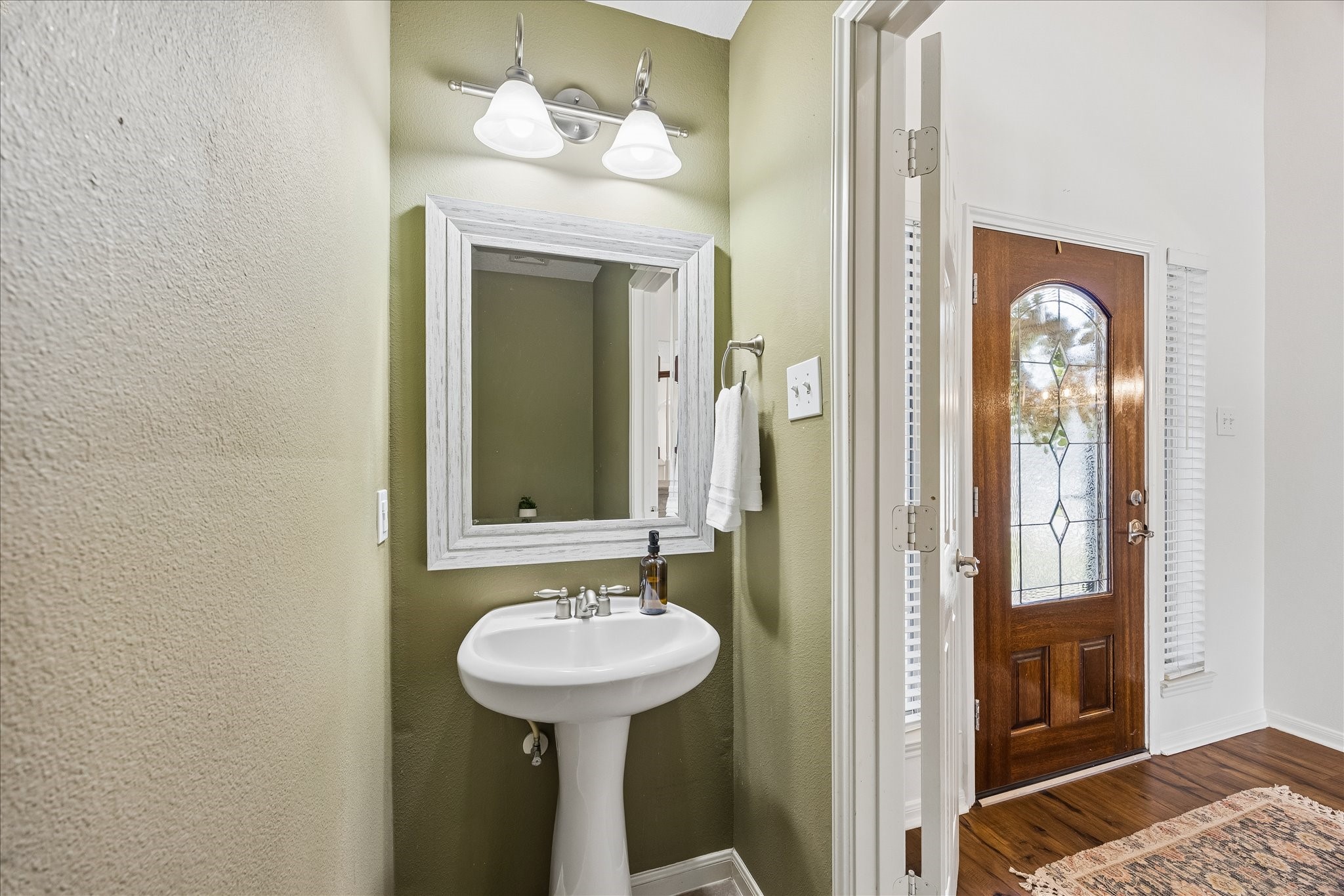 405 Laddingford Lane, League City, TX 77573