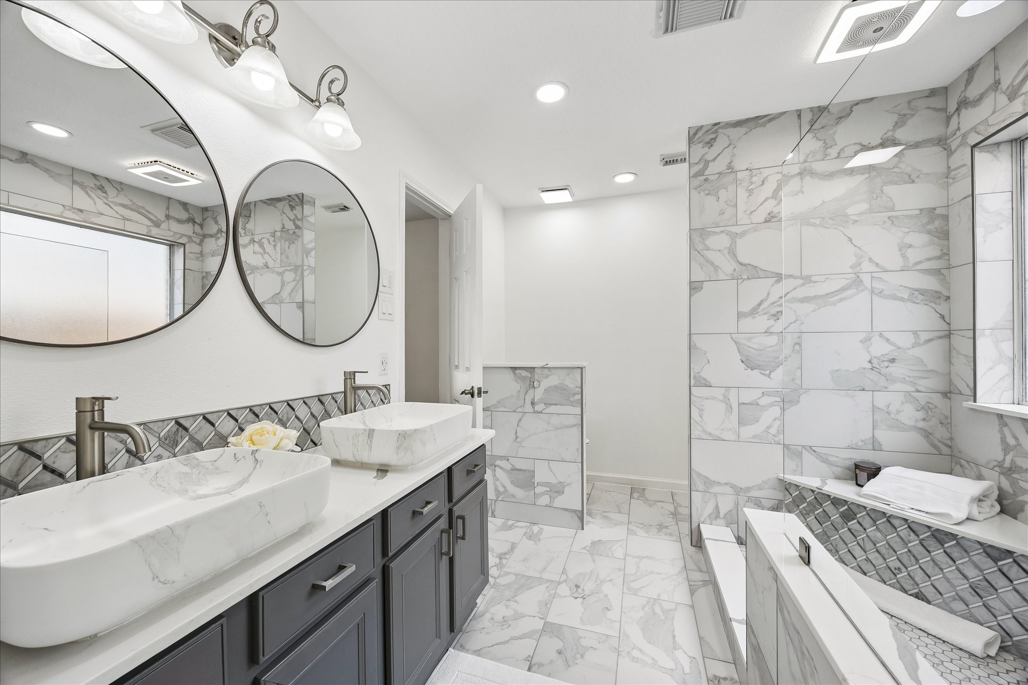 405 Laddingford Lane, League City, TX 77573