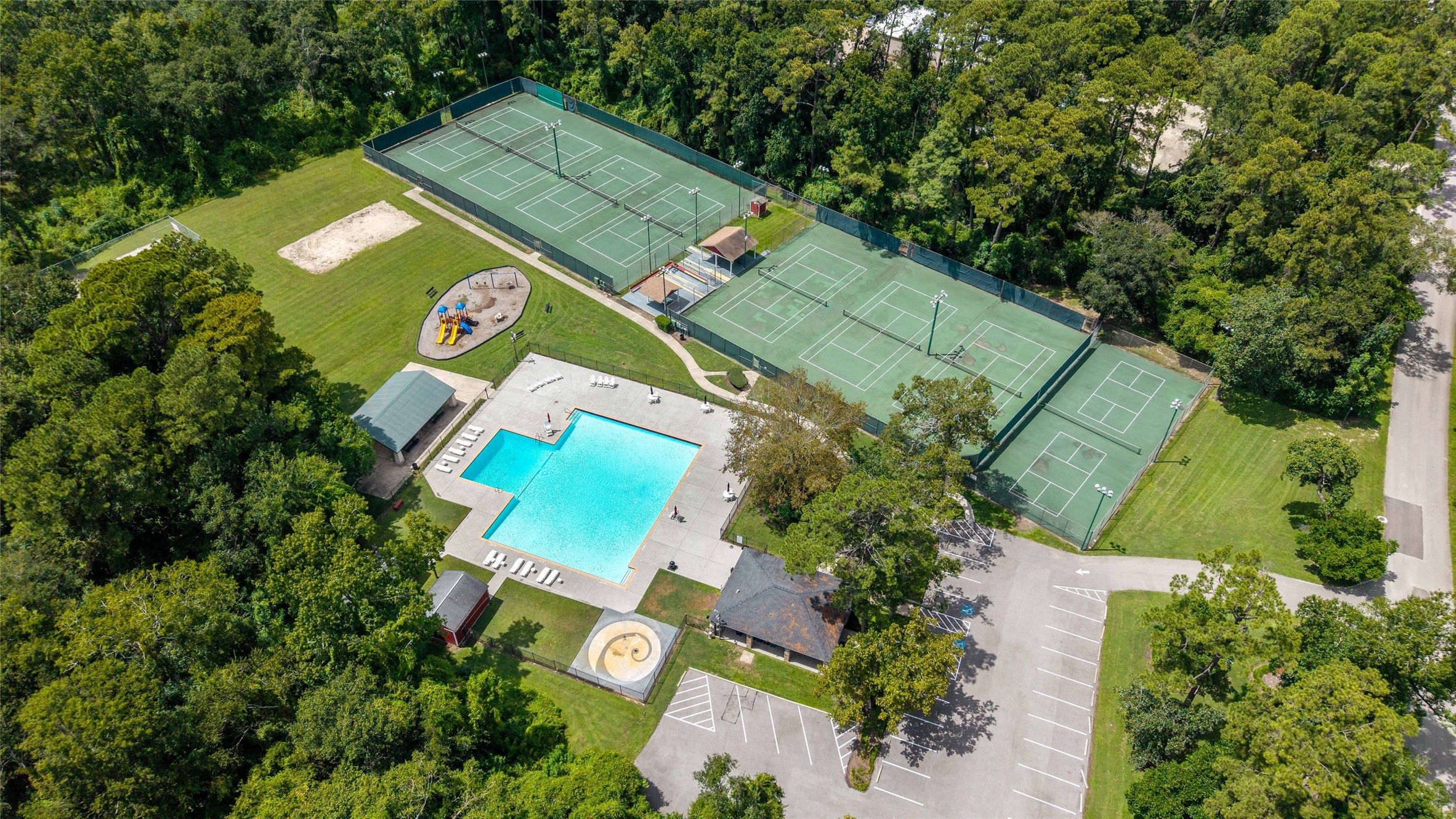Tennis / Pickle Ball Court