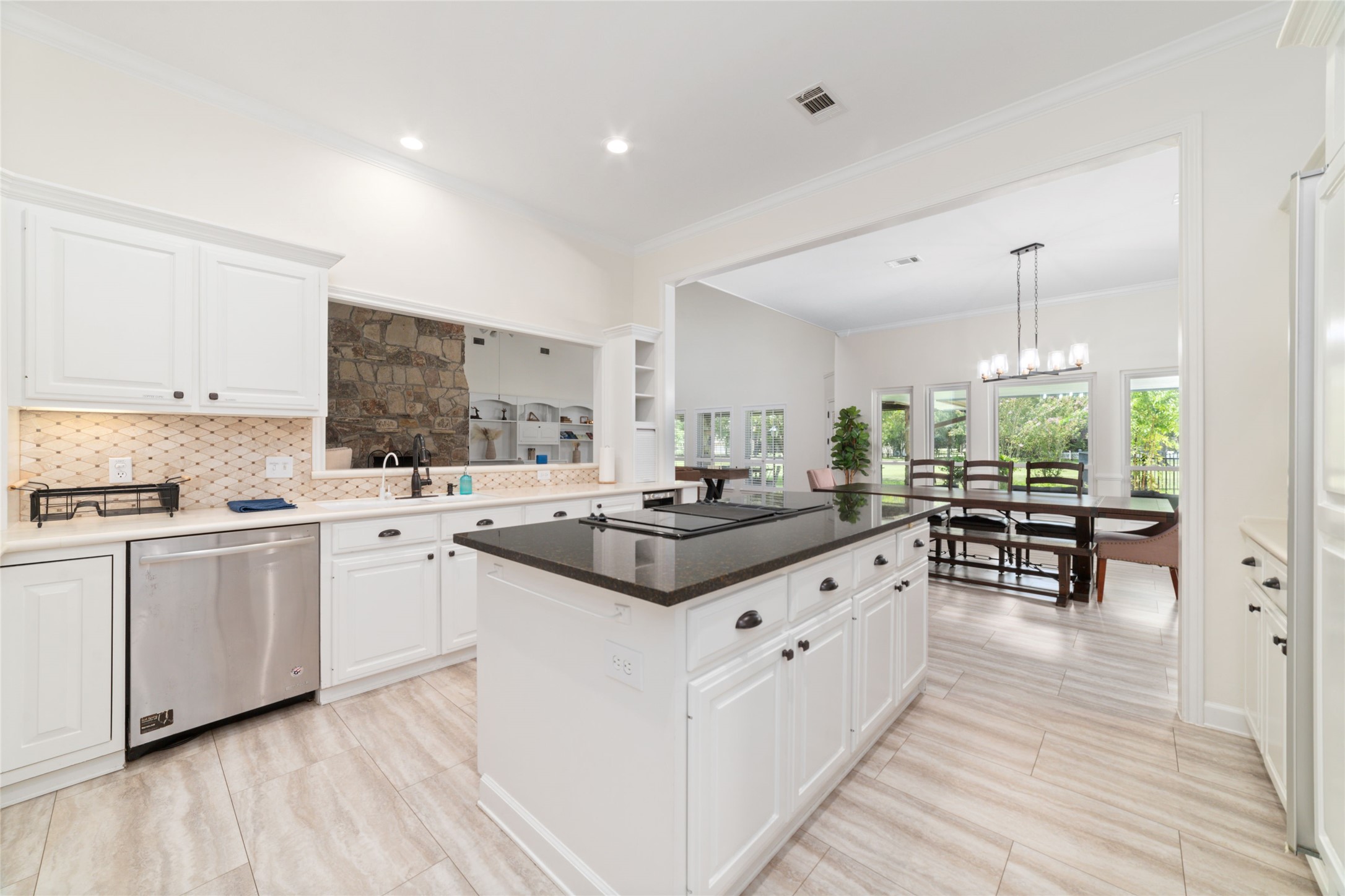 601 Brandon Road, Conroe, TX 77302