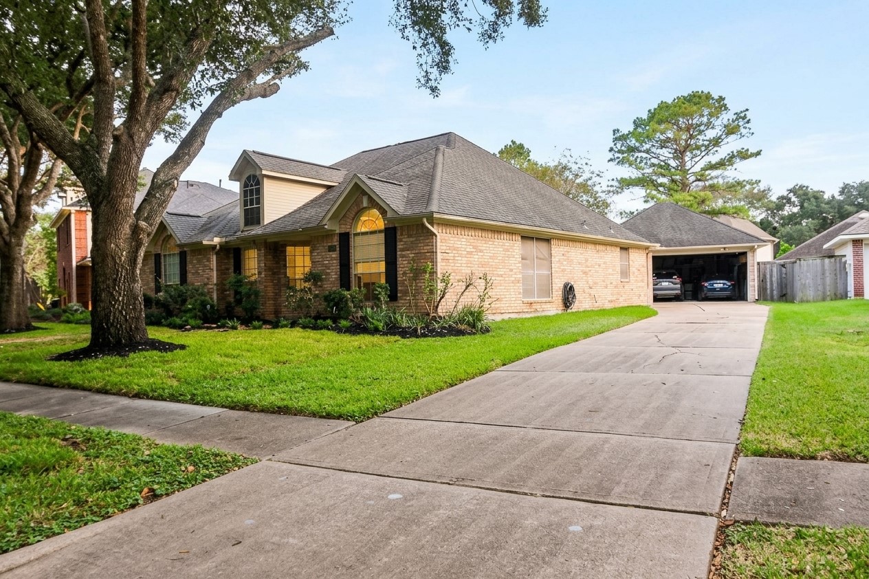 17315 Lantana Drive, Sugar Land, TX 77479