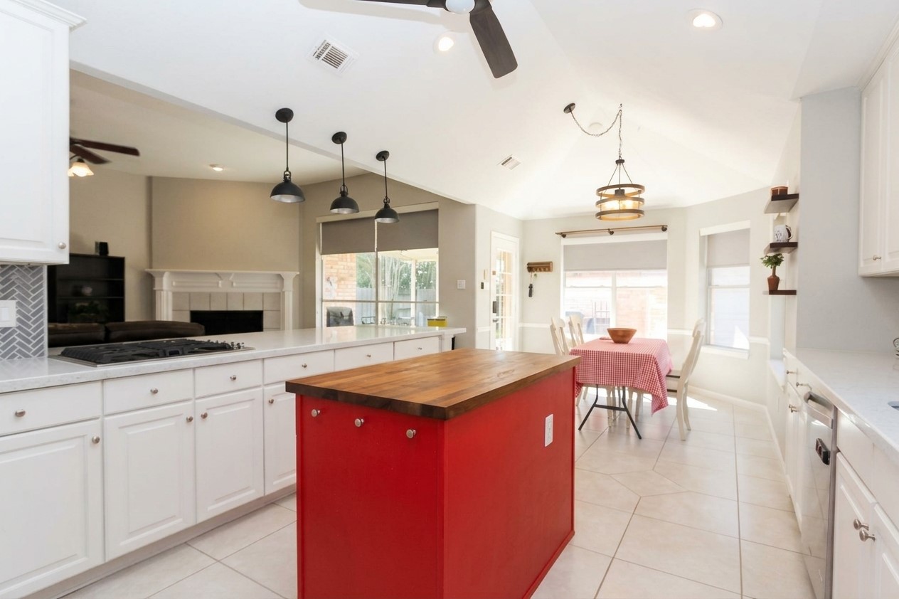 17315 Lantana Drive, Sugar Land, TX 77479 17315 Lantana Drive, Sugar Land, TX 77479