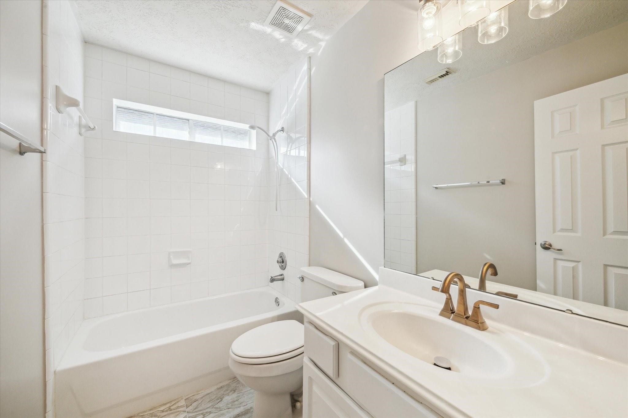 12319 Georgetown Park Court, Pasadena, TX 77058