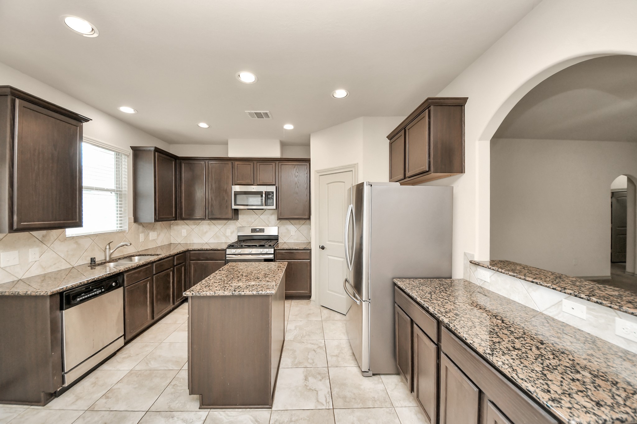 2339 Argos Drive, Missouri City, TX 77459