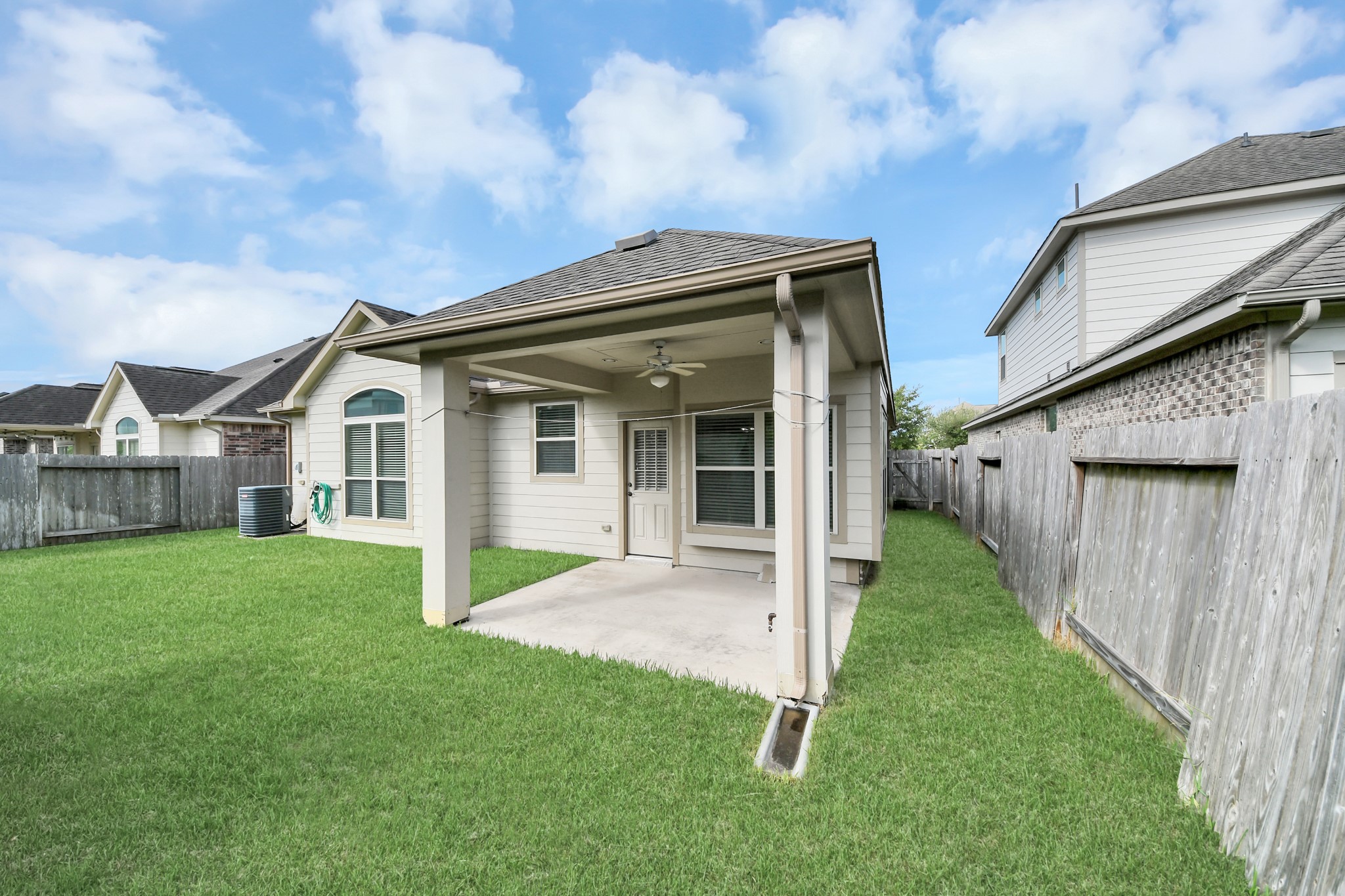 2339 Argos Drive, Missouri City, TX 77459
