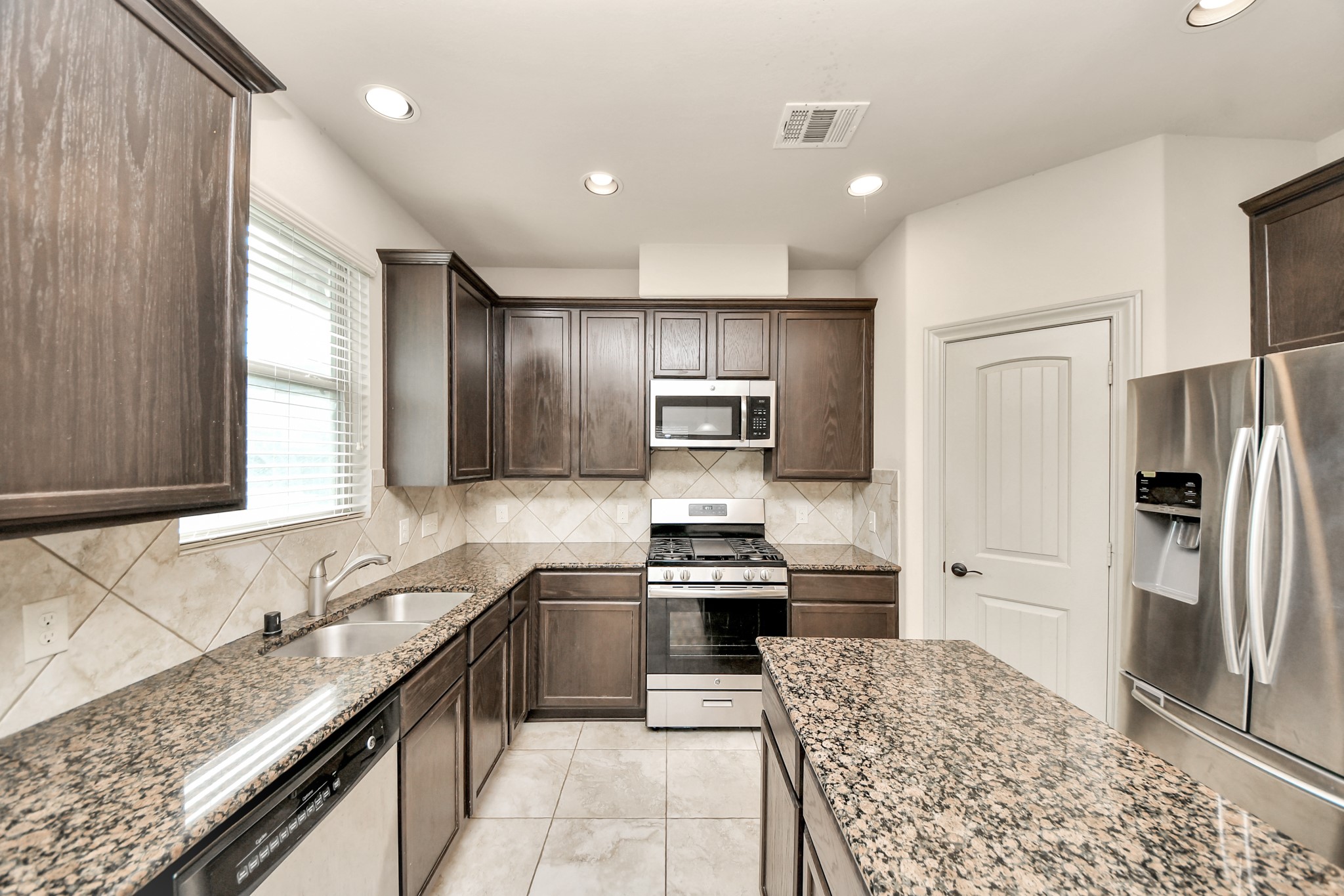 2339 Argos Drive, Missouri City, TX 77459