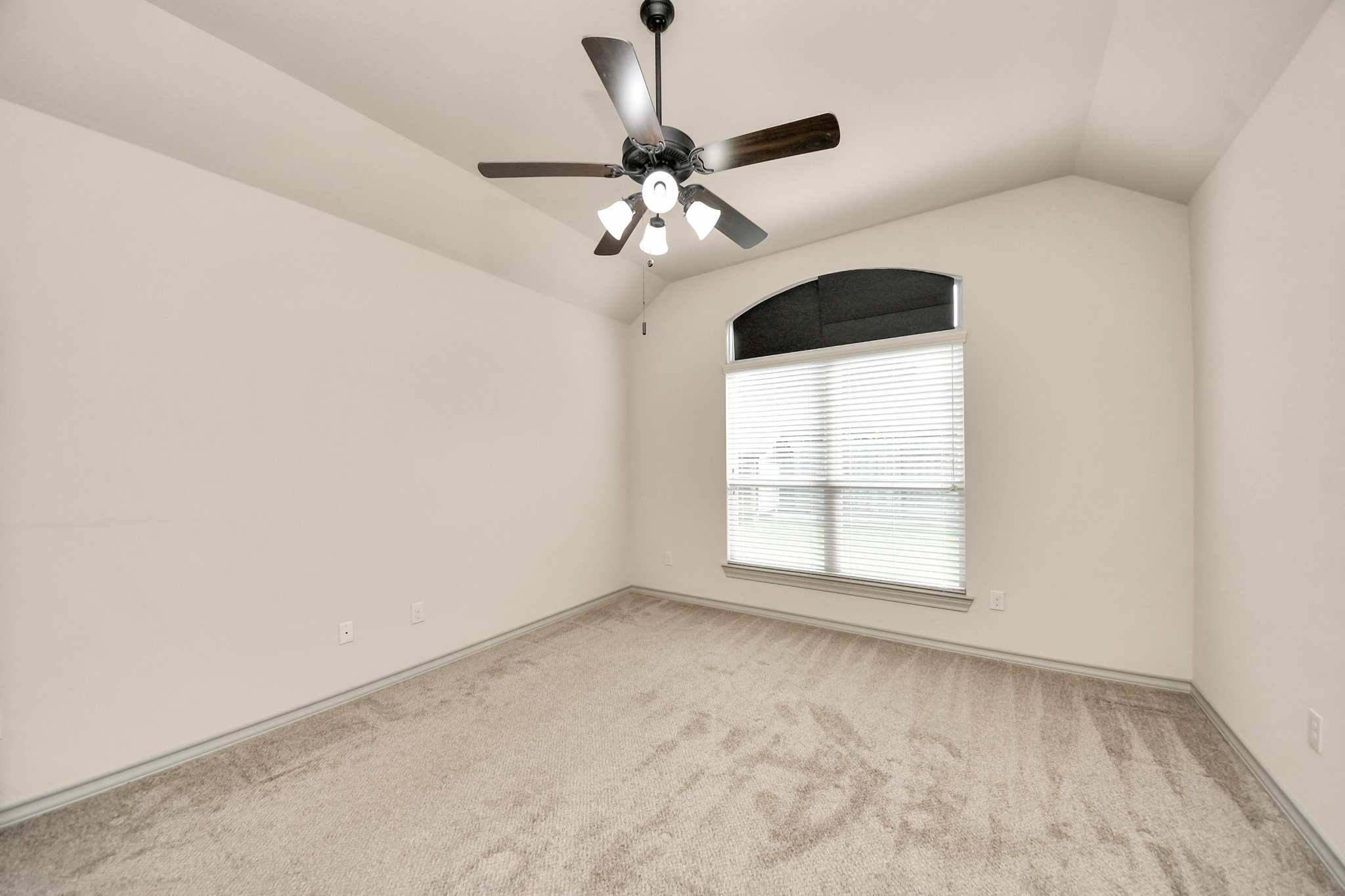 2339 Argos Drive, Missouri City, TX 77459