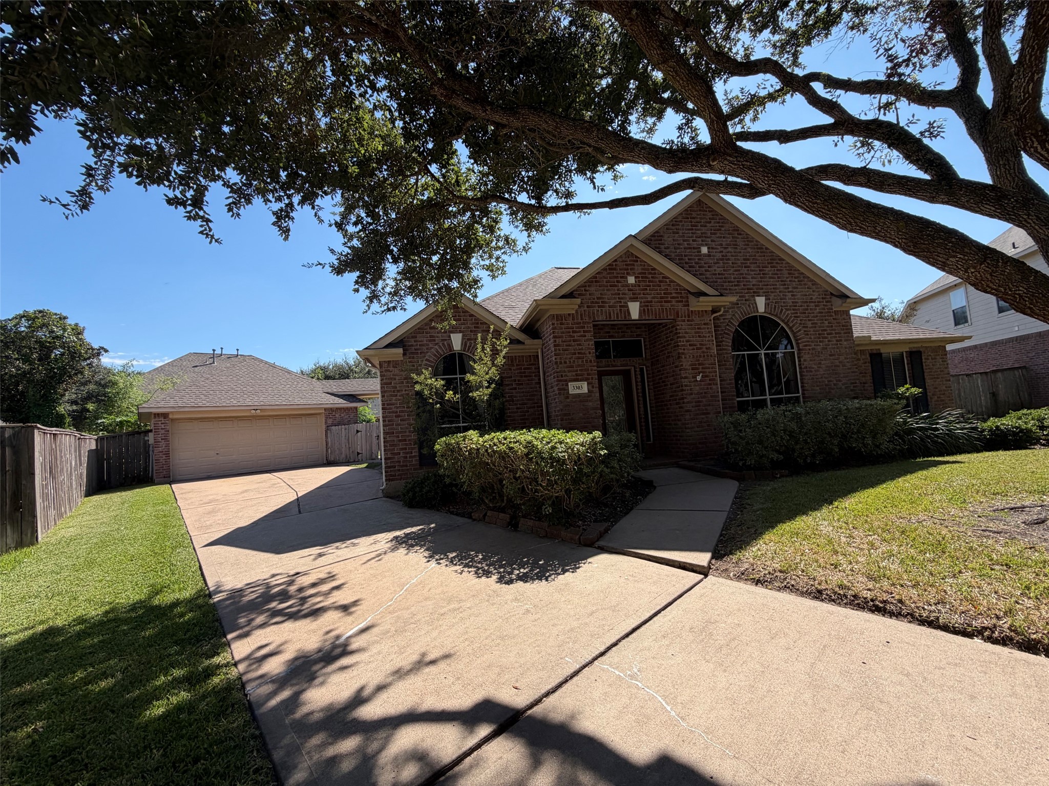 3303 Thistlegrove Lane, Sugar Land, TX 77498