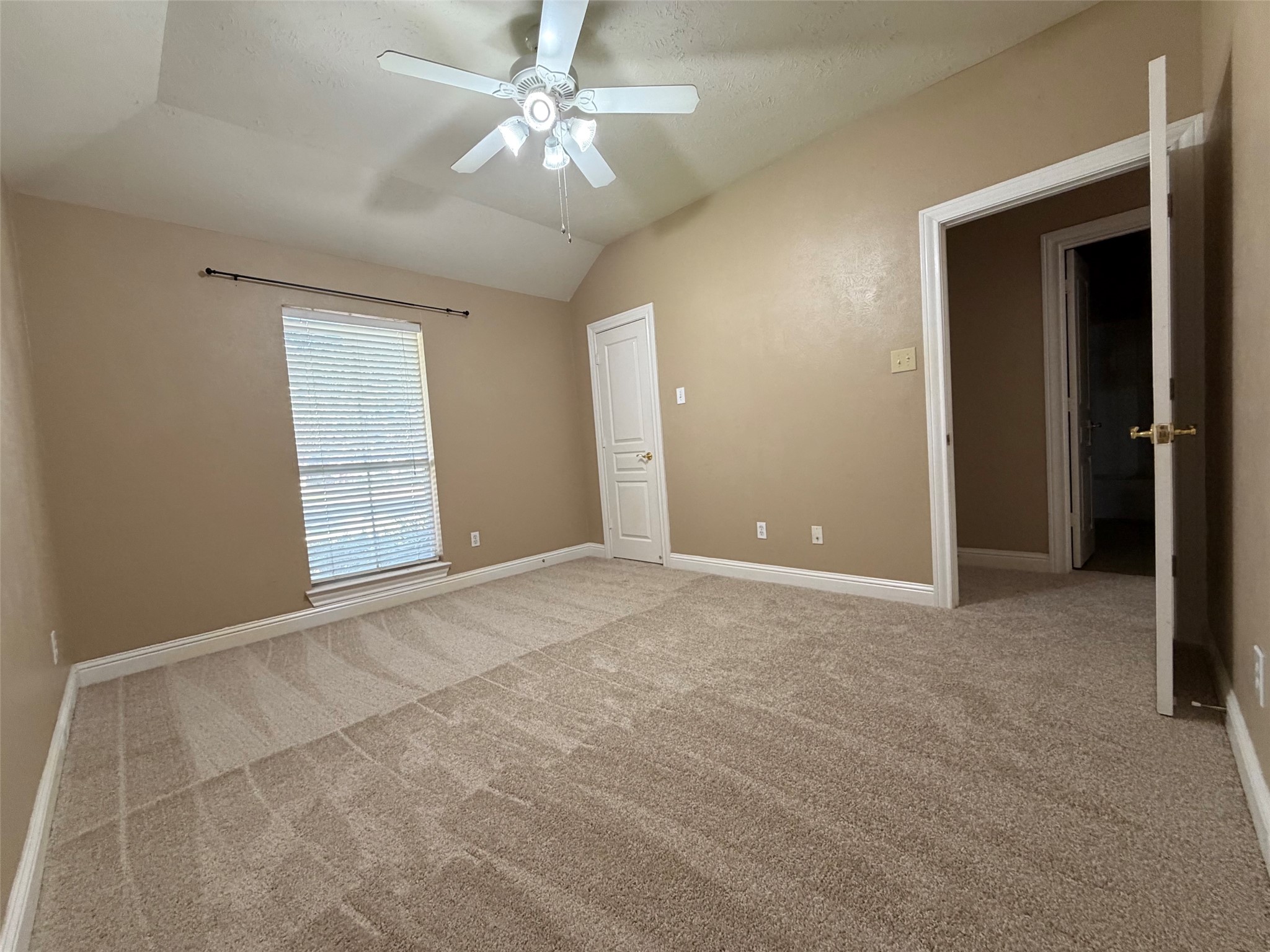 3303 Thistlegrove Lane, Sugar Land, TX 77498