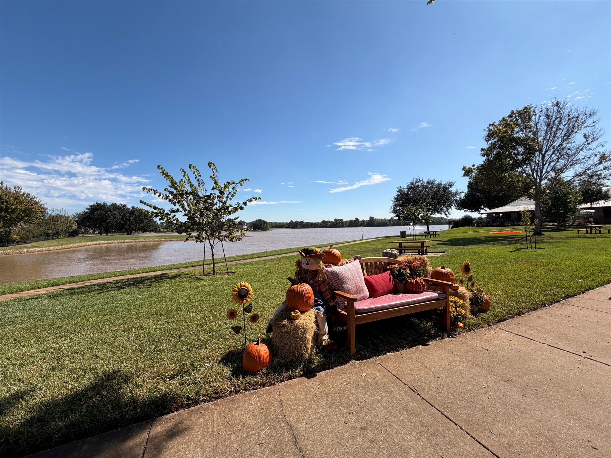 3303 Thistlegrove Lane, Sugar Land, TX 77498