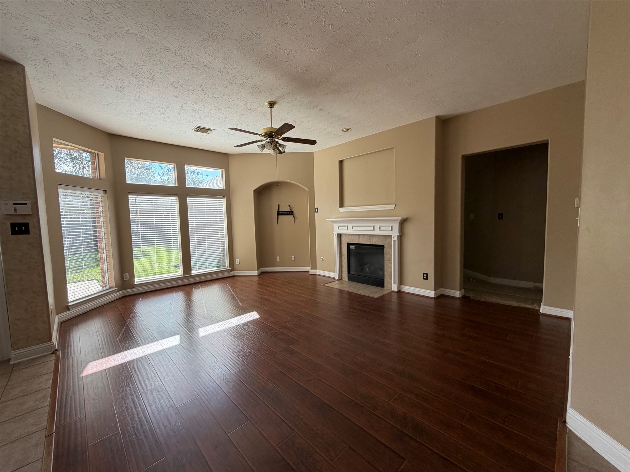 3303 Thistlegrove Lane, Sugar Land, TX 77498
