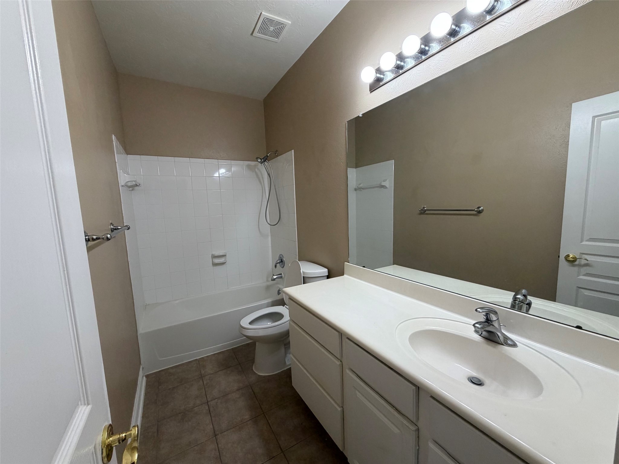 3303 Thistlegrove Lane, Sugar Land, TX 77498