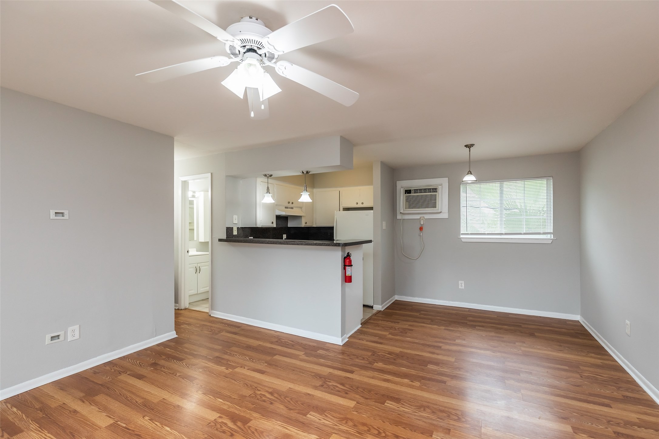 425 Emerson Street, #13, Houston, TX 77006 425 Emerson Street, #13, Houston, TX 77006