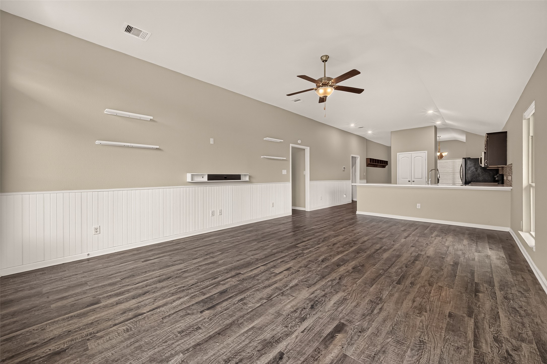 143 Brocks Lane, Montgomery, TX 77356