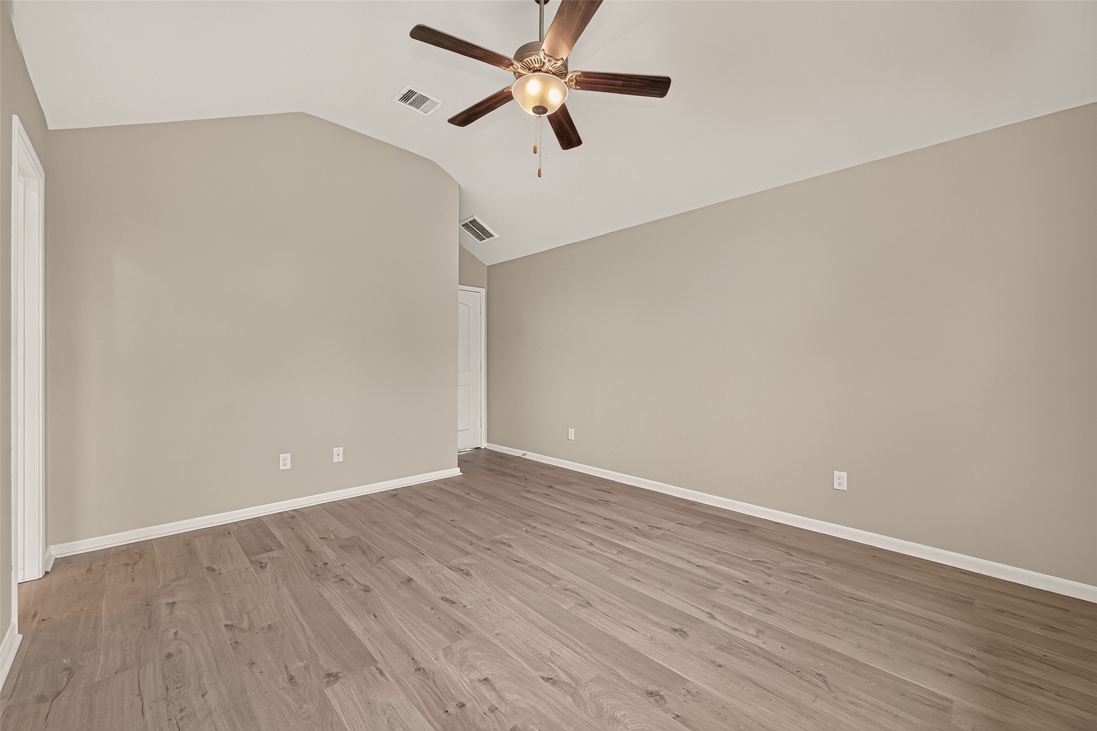 143 Brocks Lane, Montgomery, TX 77356