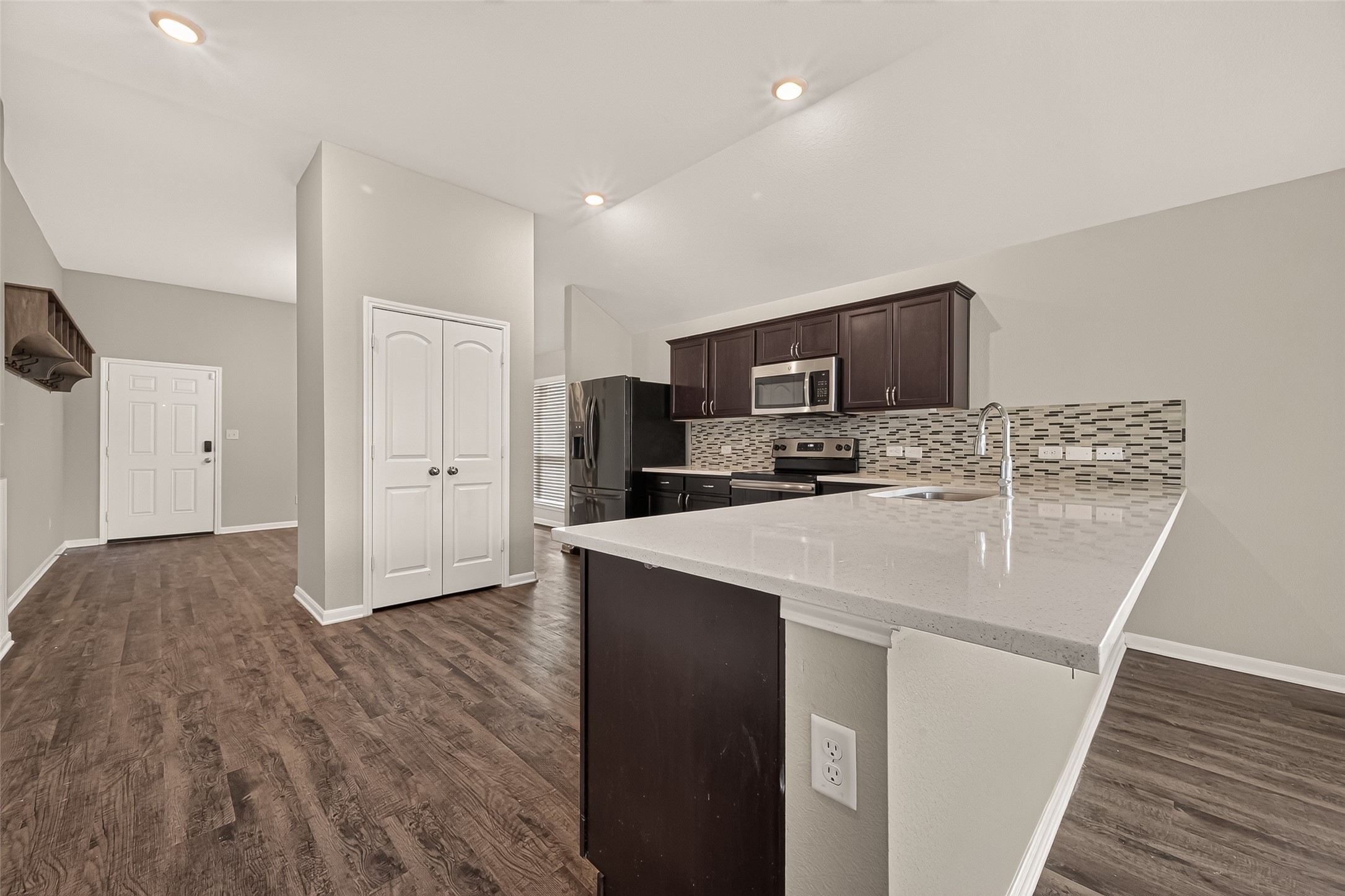 143 Brocks Lane, Montgomery, TX 77356