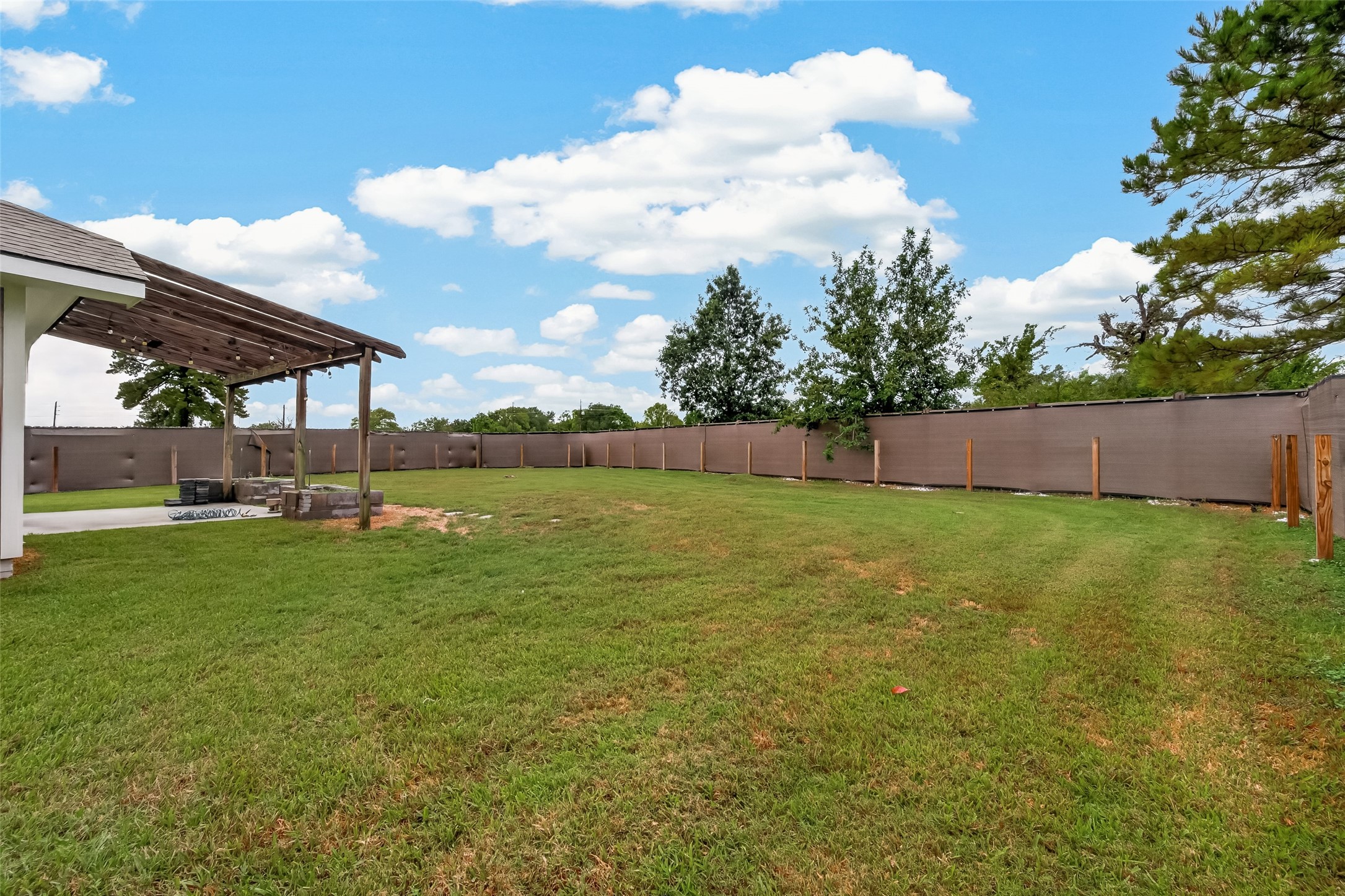 143 Brocks Lane, Montgomery, TX 77356