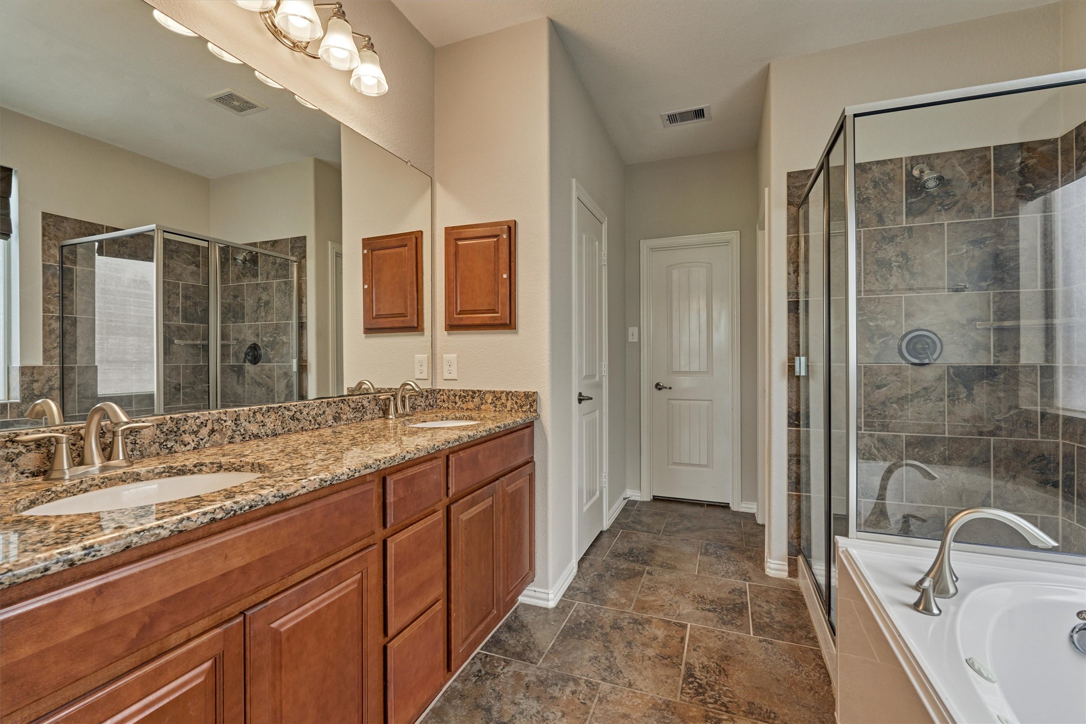 26 Black Swan Court, The Woodlands, TX 77354