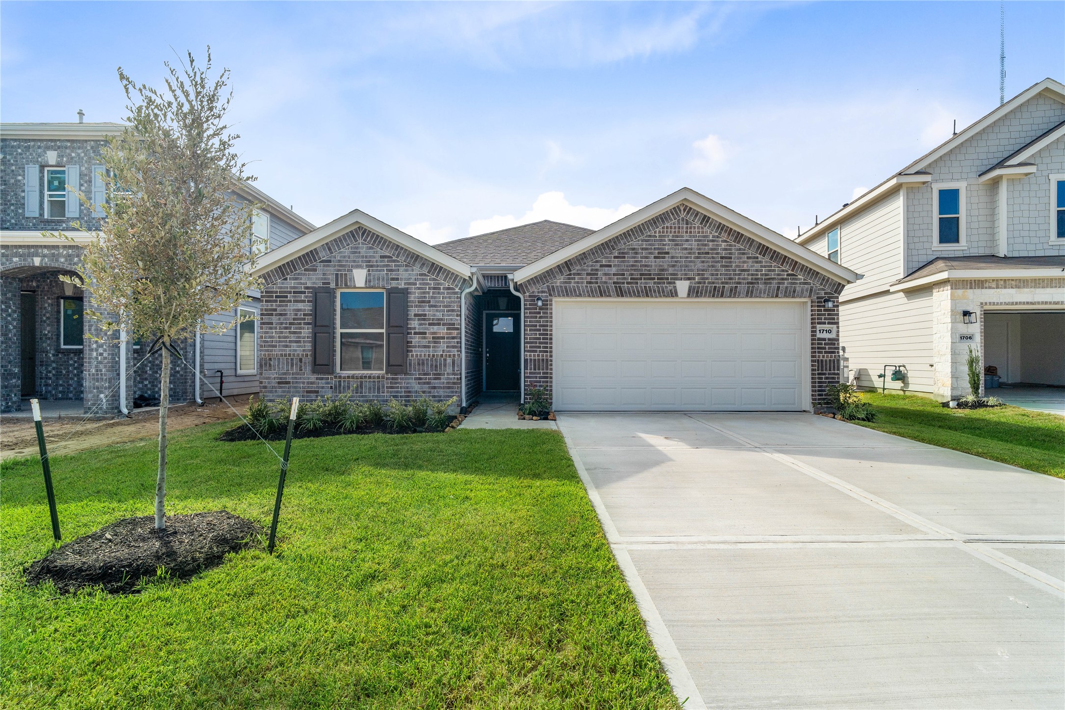 1710 Livadero Lane, Fresno, TX 77545