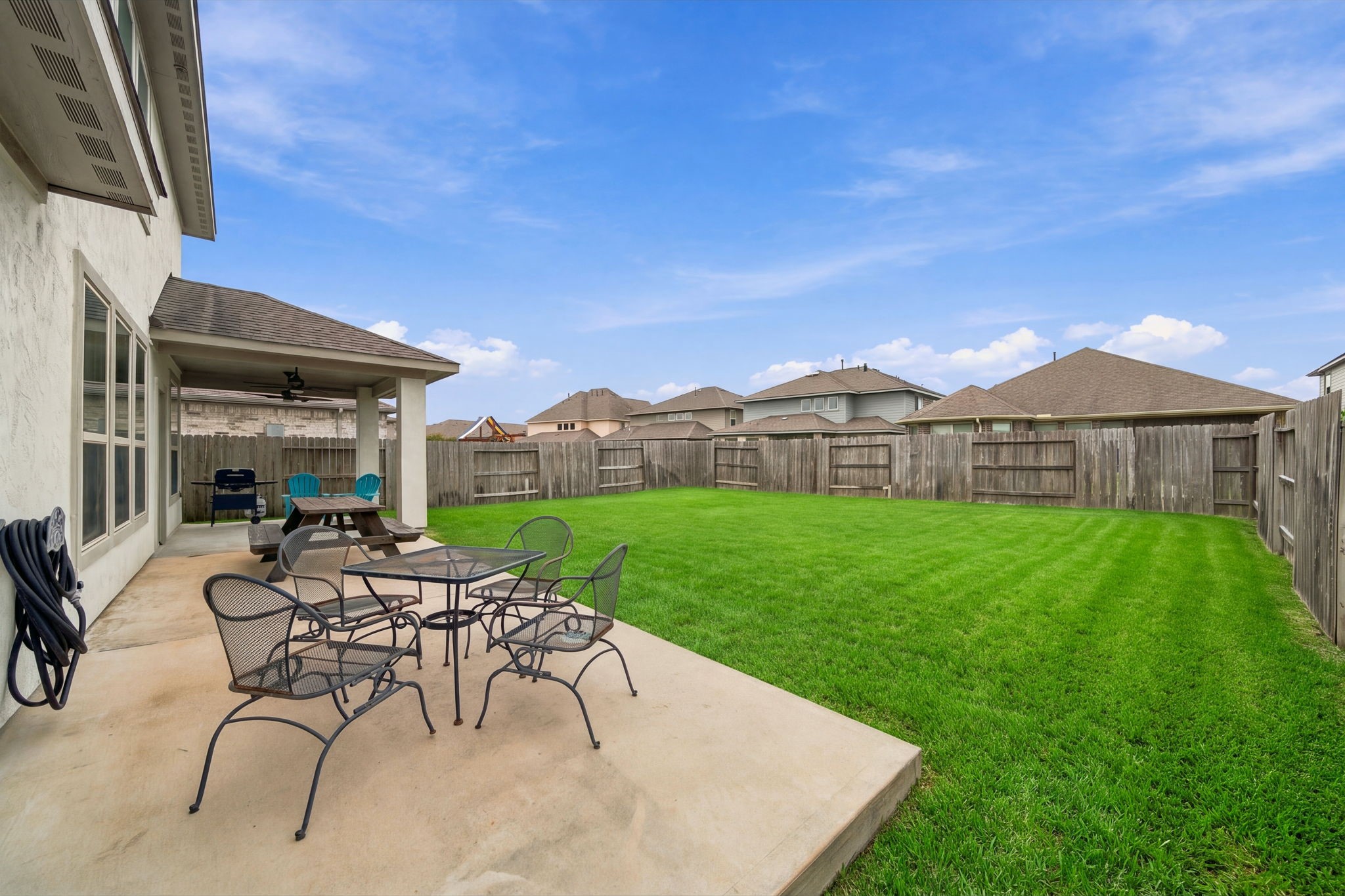 Large outdoor patio space perfect for your new outdoor kitchen.