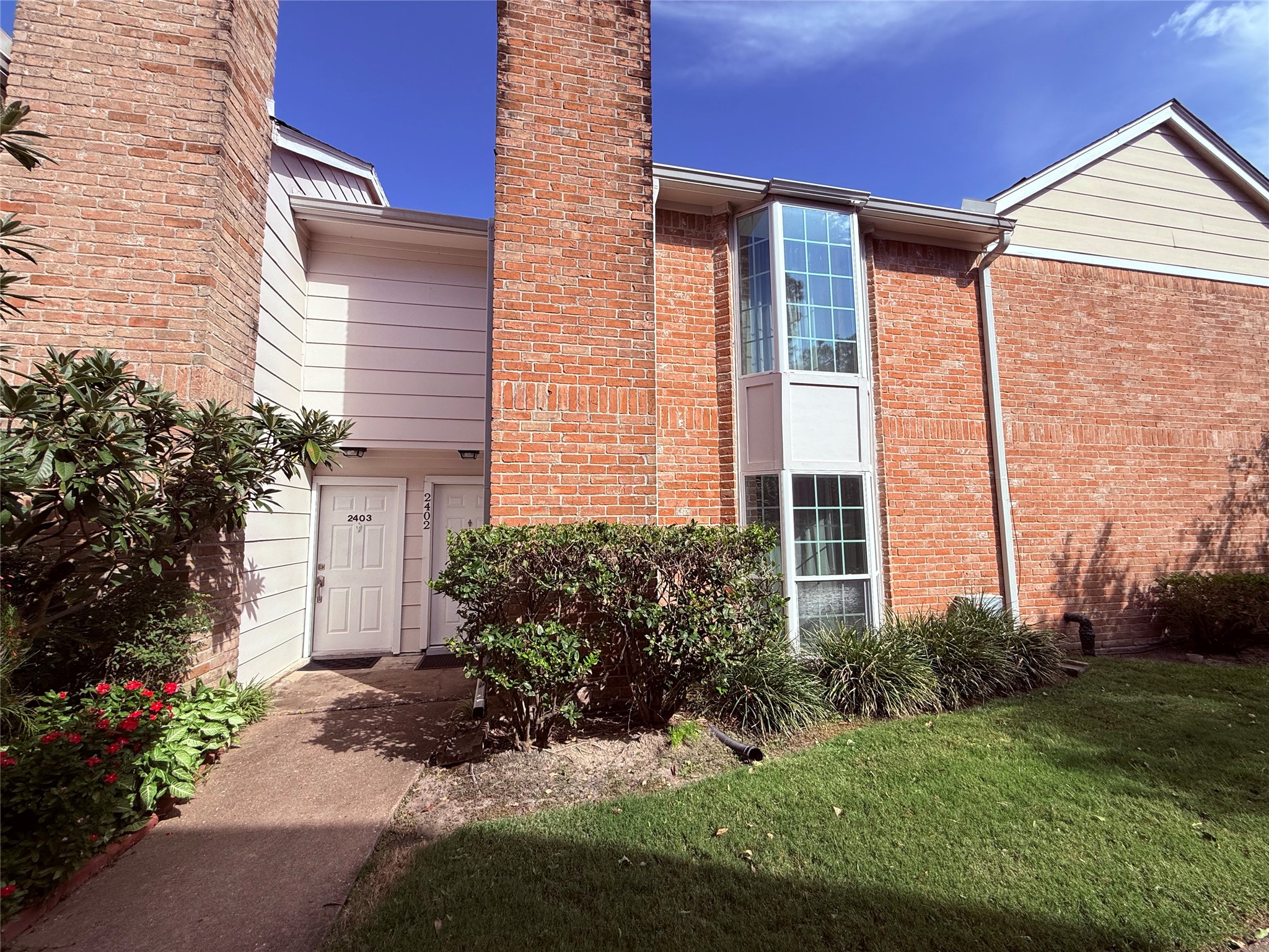 Beautifully renovated condo!