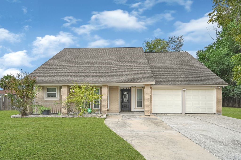 11451 Gracechurch Drive, Houston, TX 77066