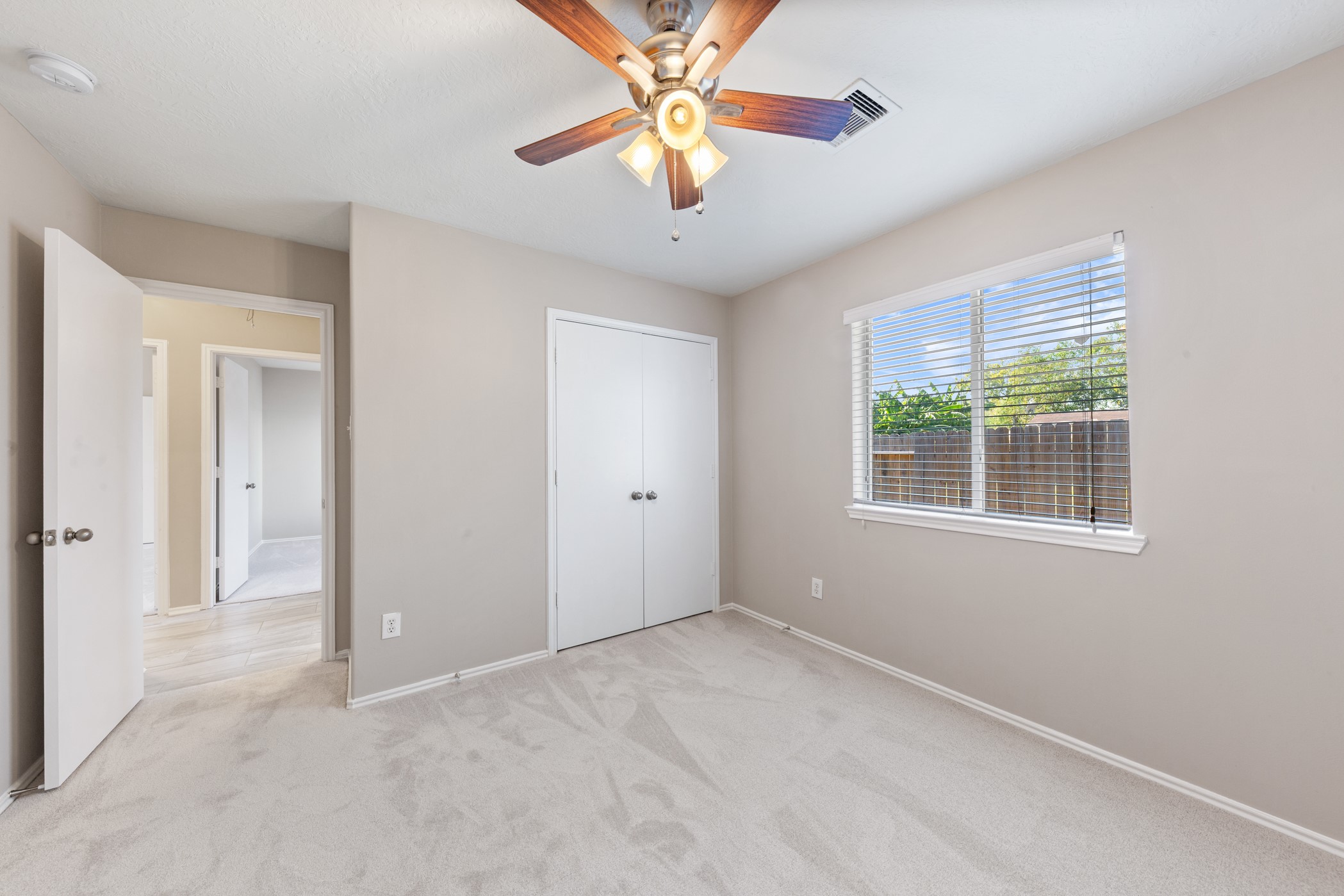 1111 Magnolia Dale Drive, Fresno, TX 77545