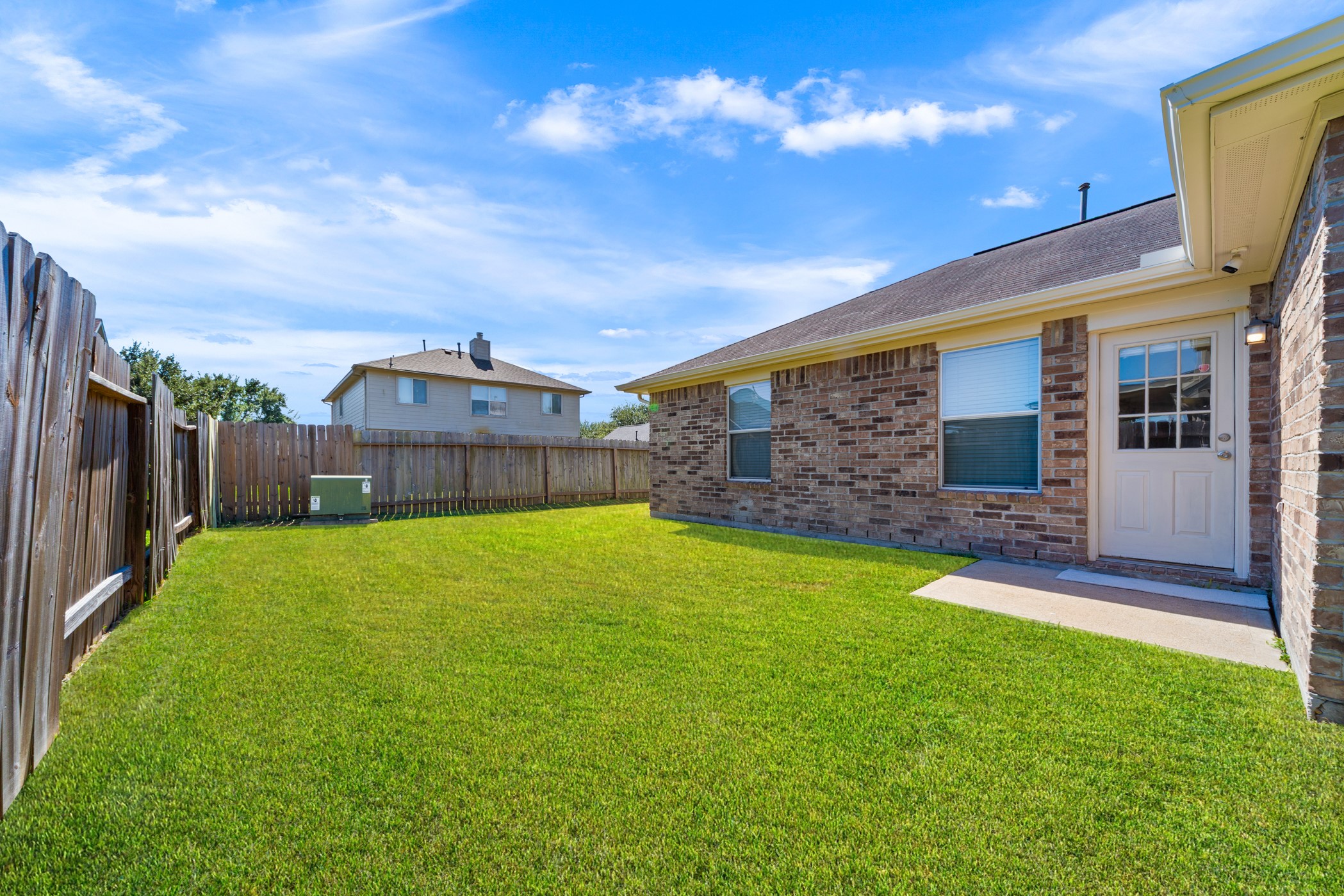 1111 Magnolia Dale Drive, Fresno, TX 77545