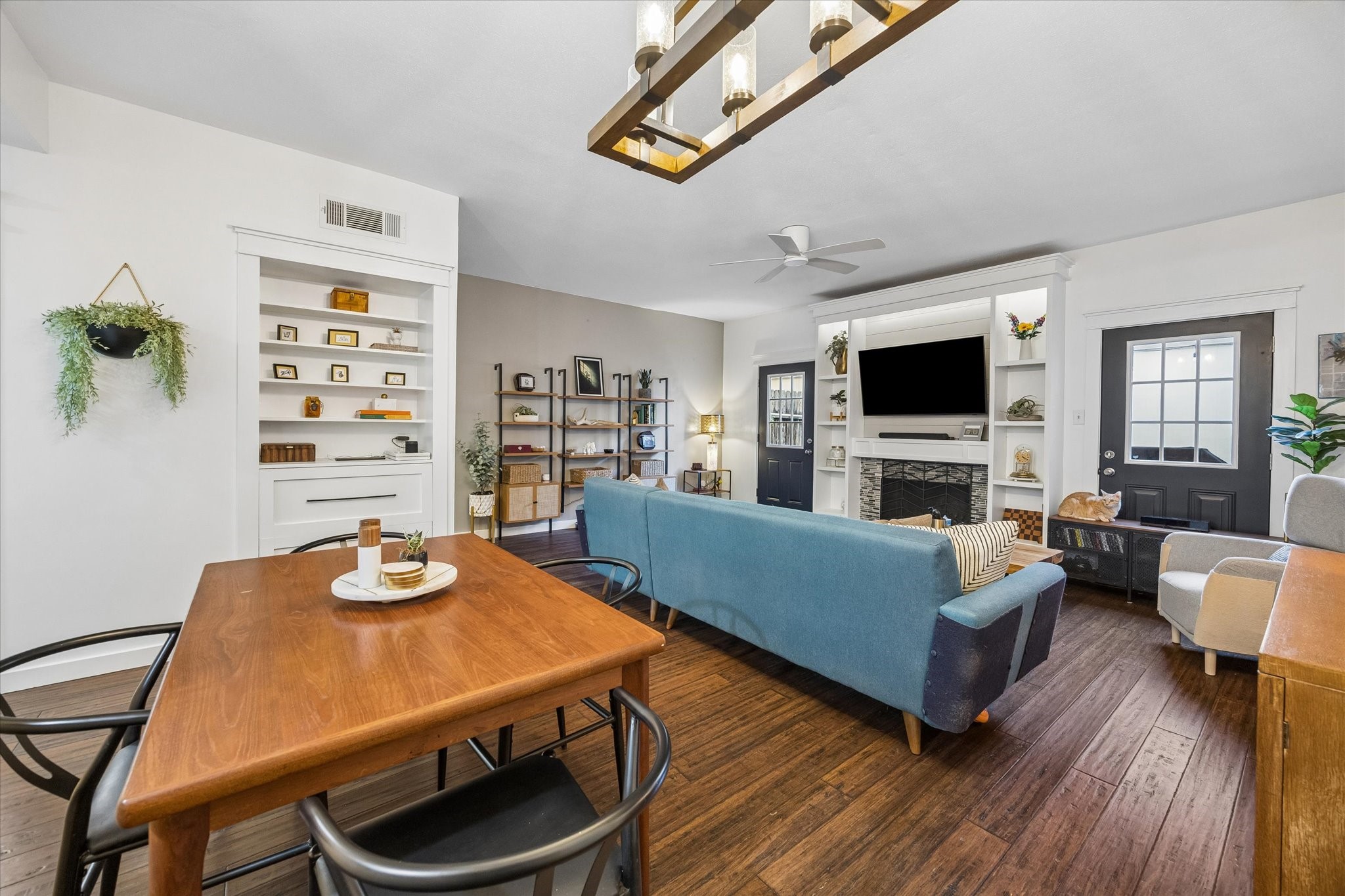 Living space and dining area
