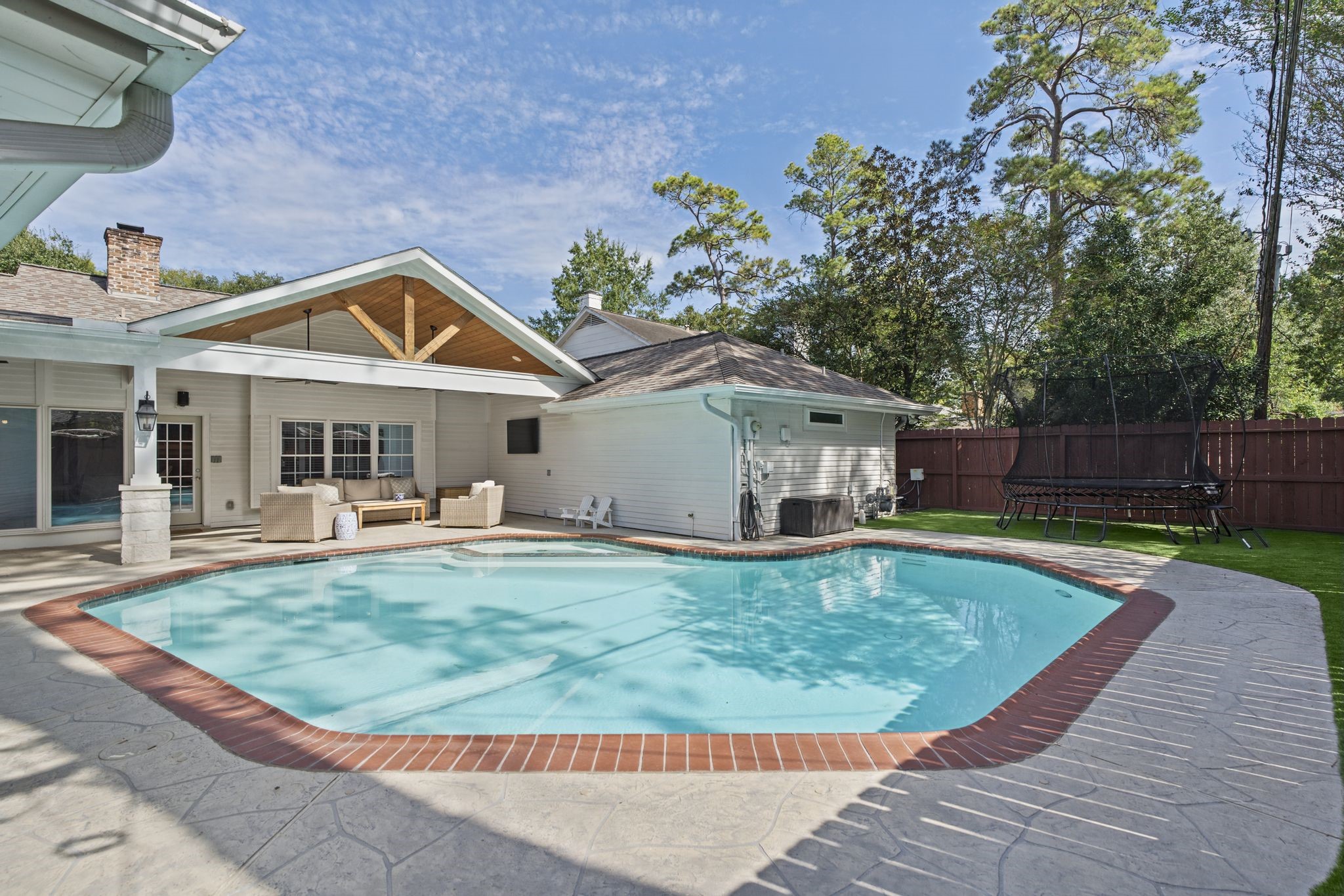 13711 Kingsride Lane, Houston, TX 77079