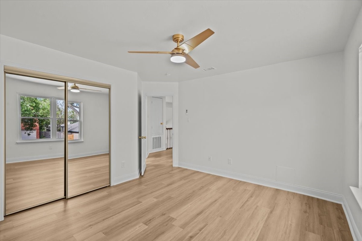 Secondary bedroom