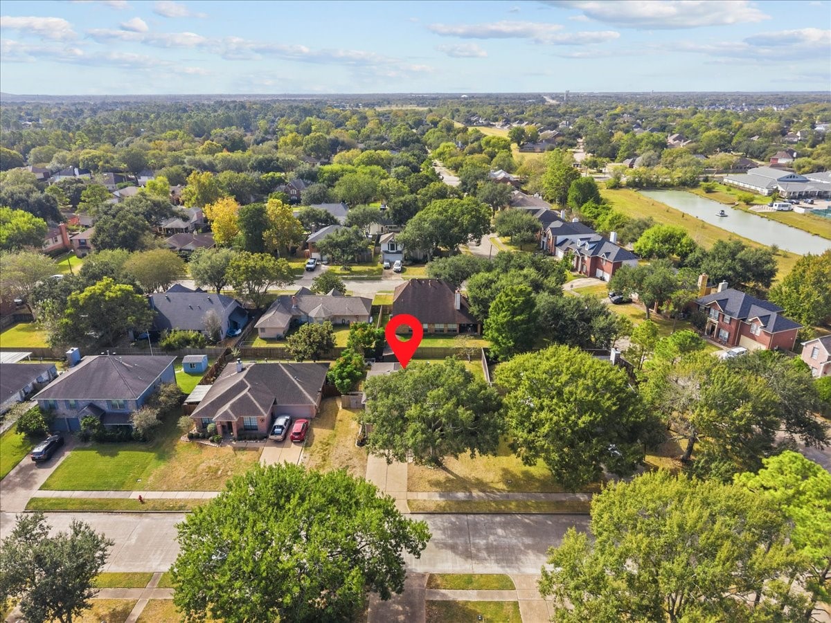 1704 San Jose Street, Friendswood, TX 77546