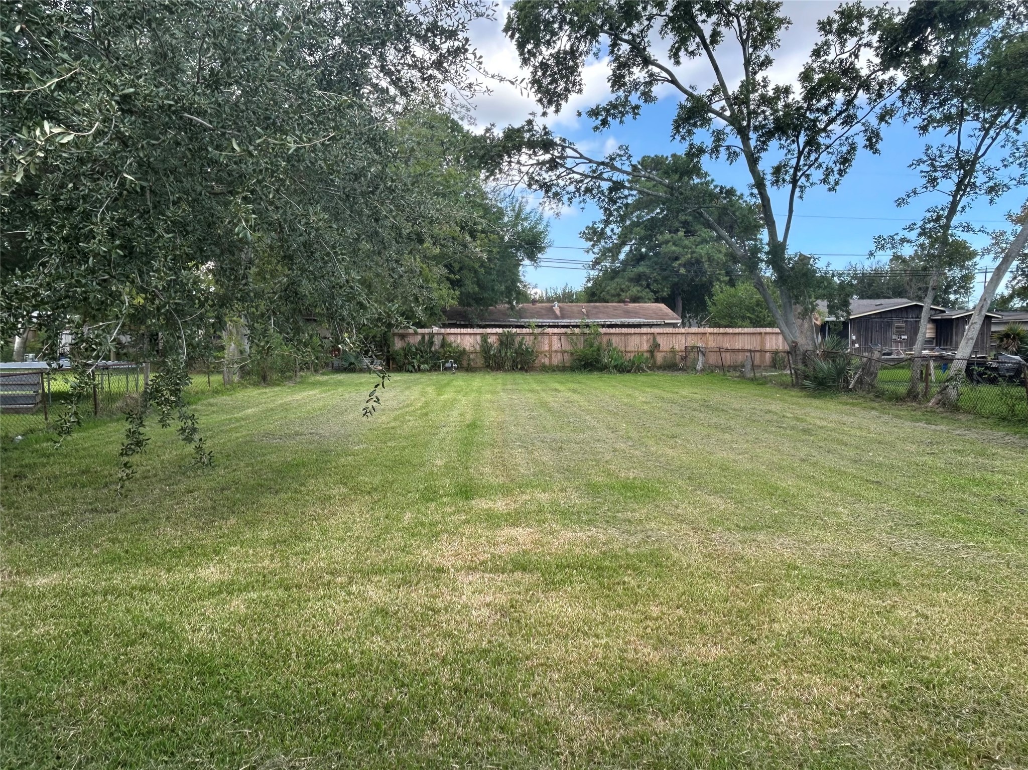 2918 3rd Avenue N, Texas City, TX 77590