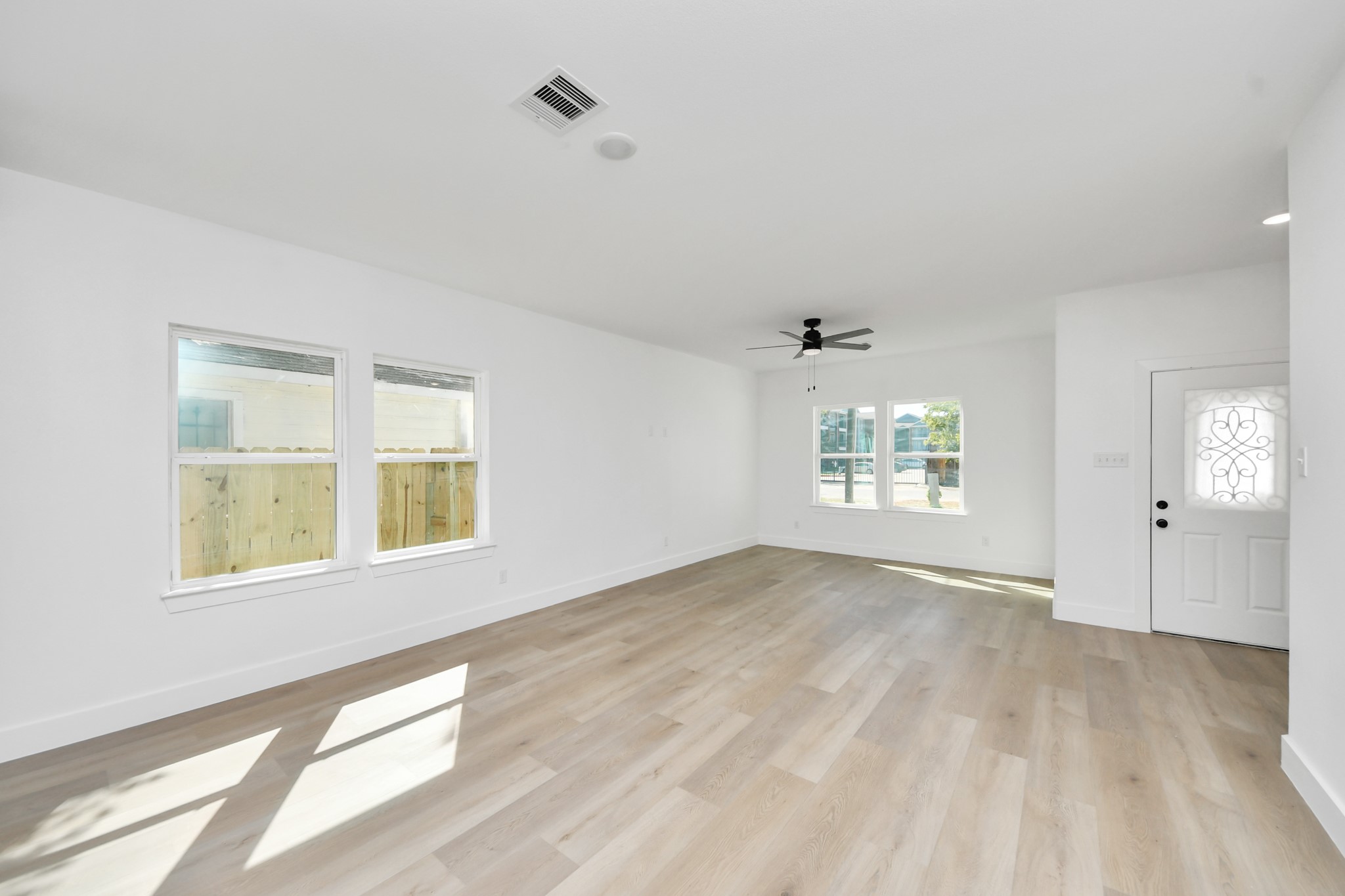 8235 Canyon Street, Houston, TX 77051