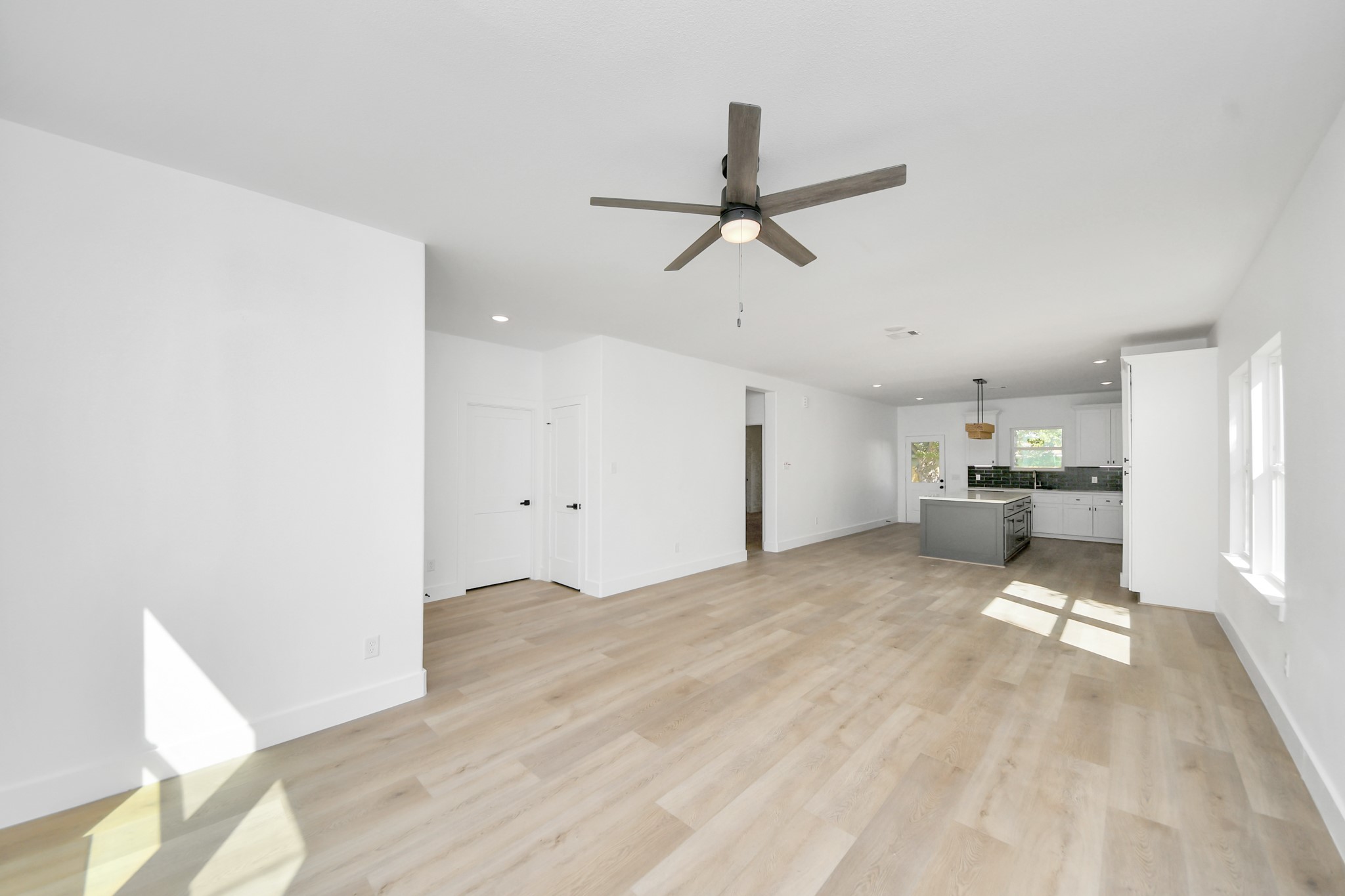 8235 Canyon Street, Houston, TX 77051