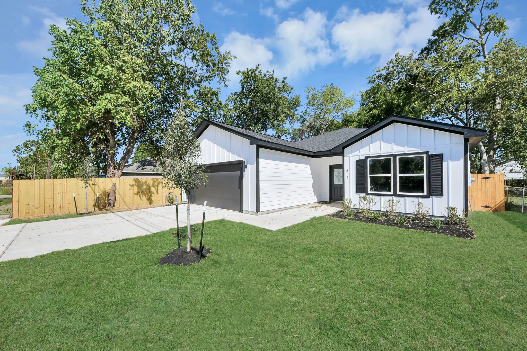 8235 Canyon Street, Houston, TX 77051