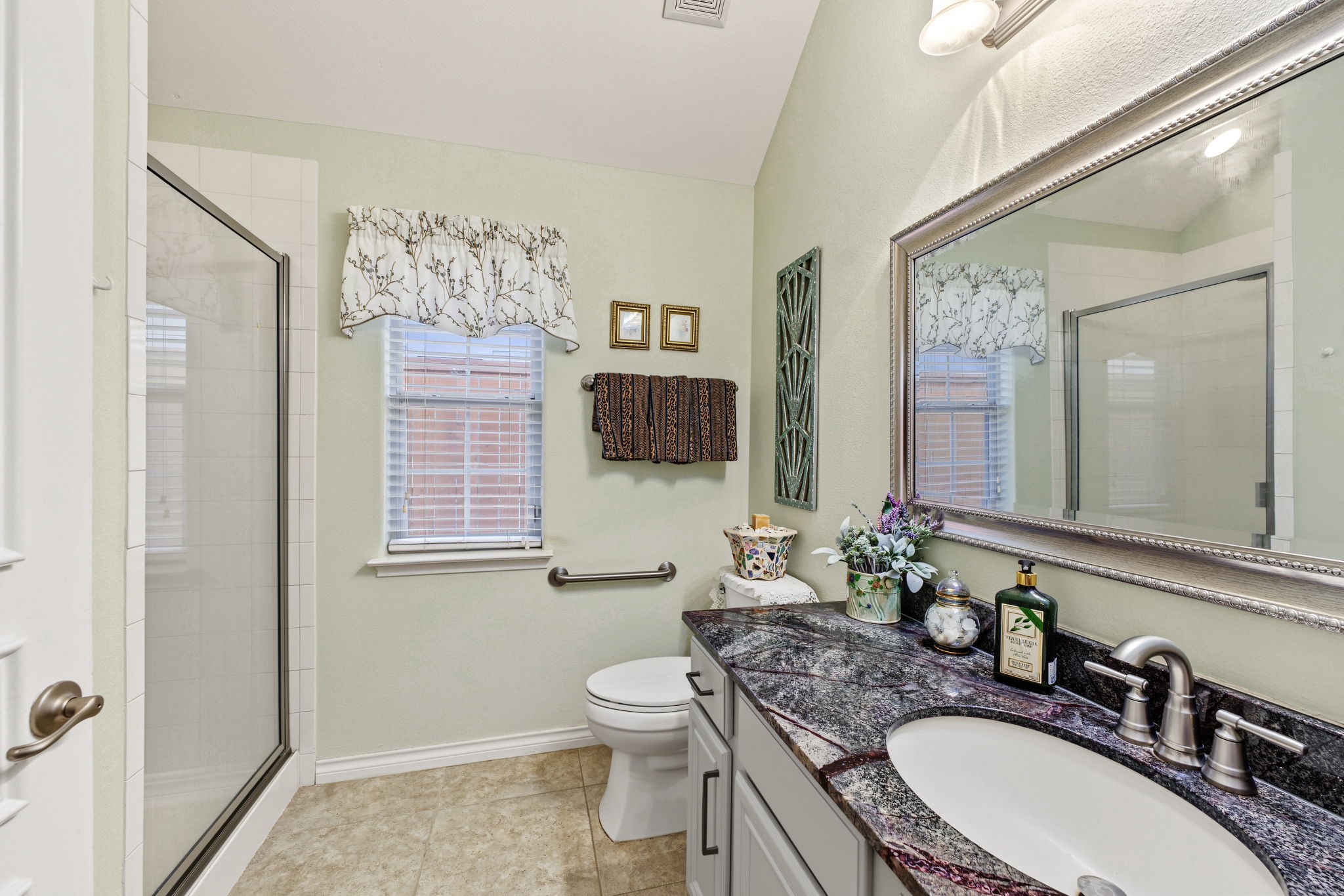 15206 Scenic Forest Drive, Conroe, TX 77384