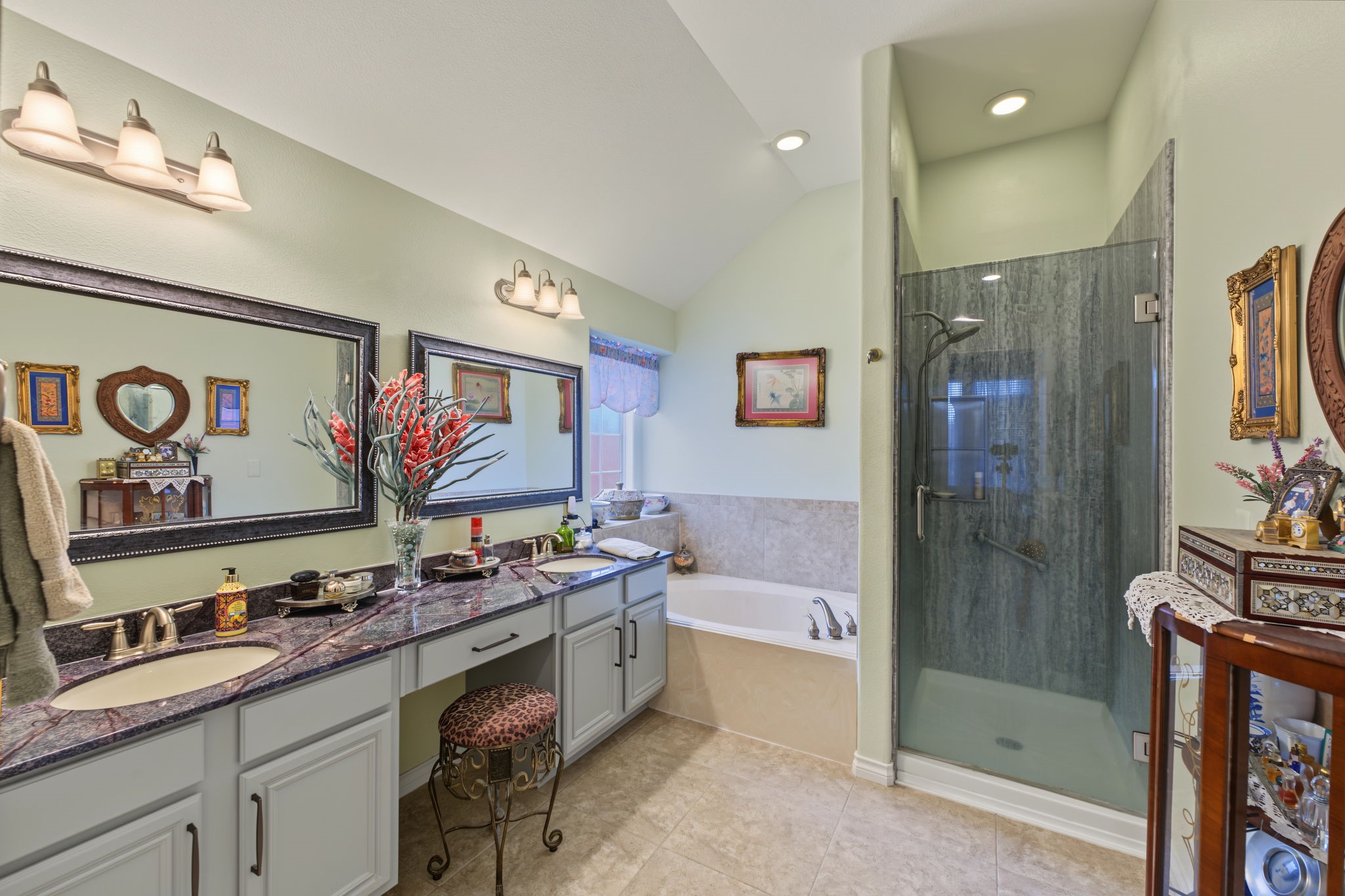 15206 Scenic Forest Drive, Conroe, TX 77384