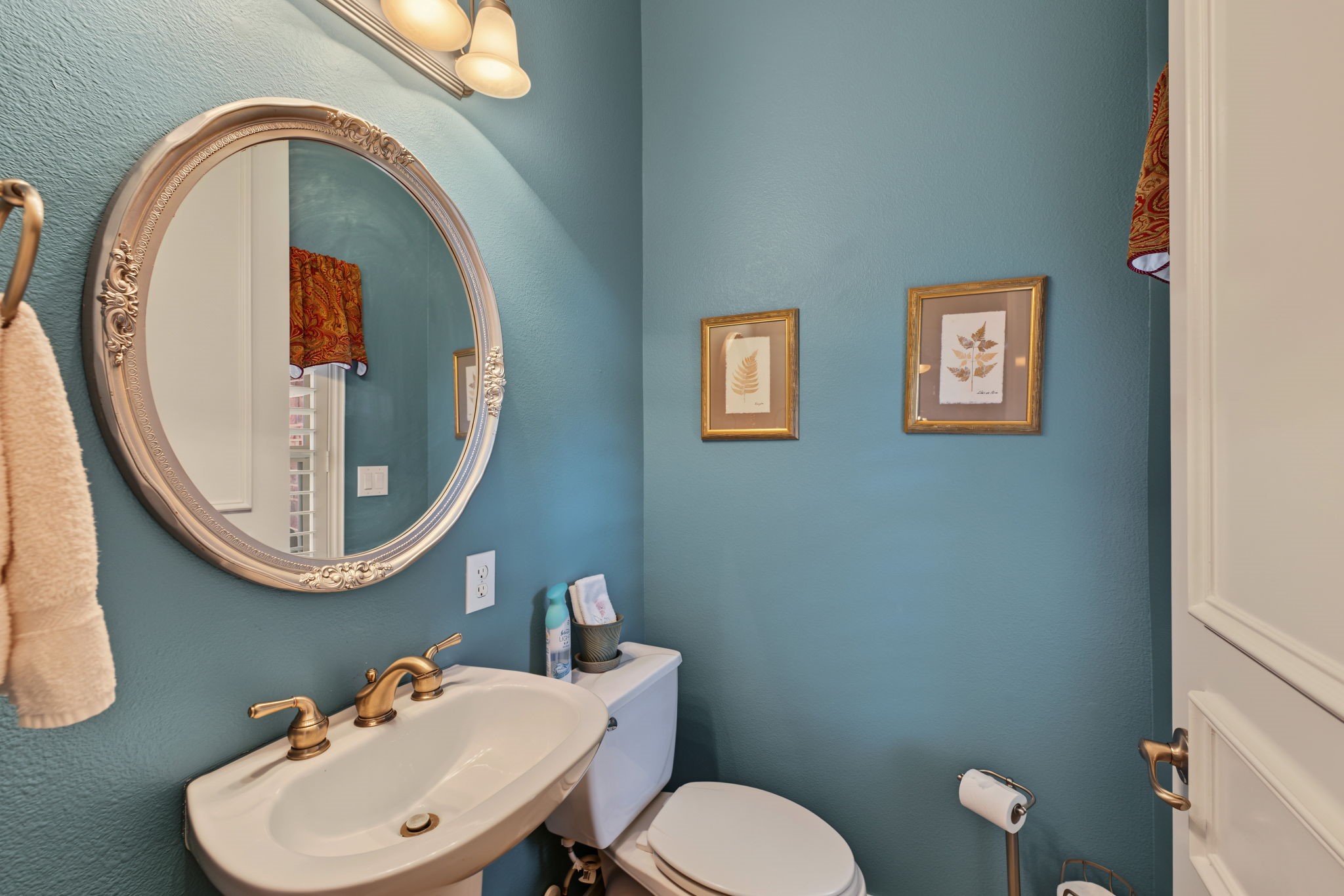 15206 Scenic Forest Drive, Conroe, TX 77384