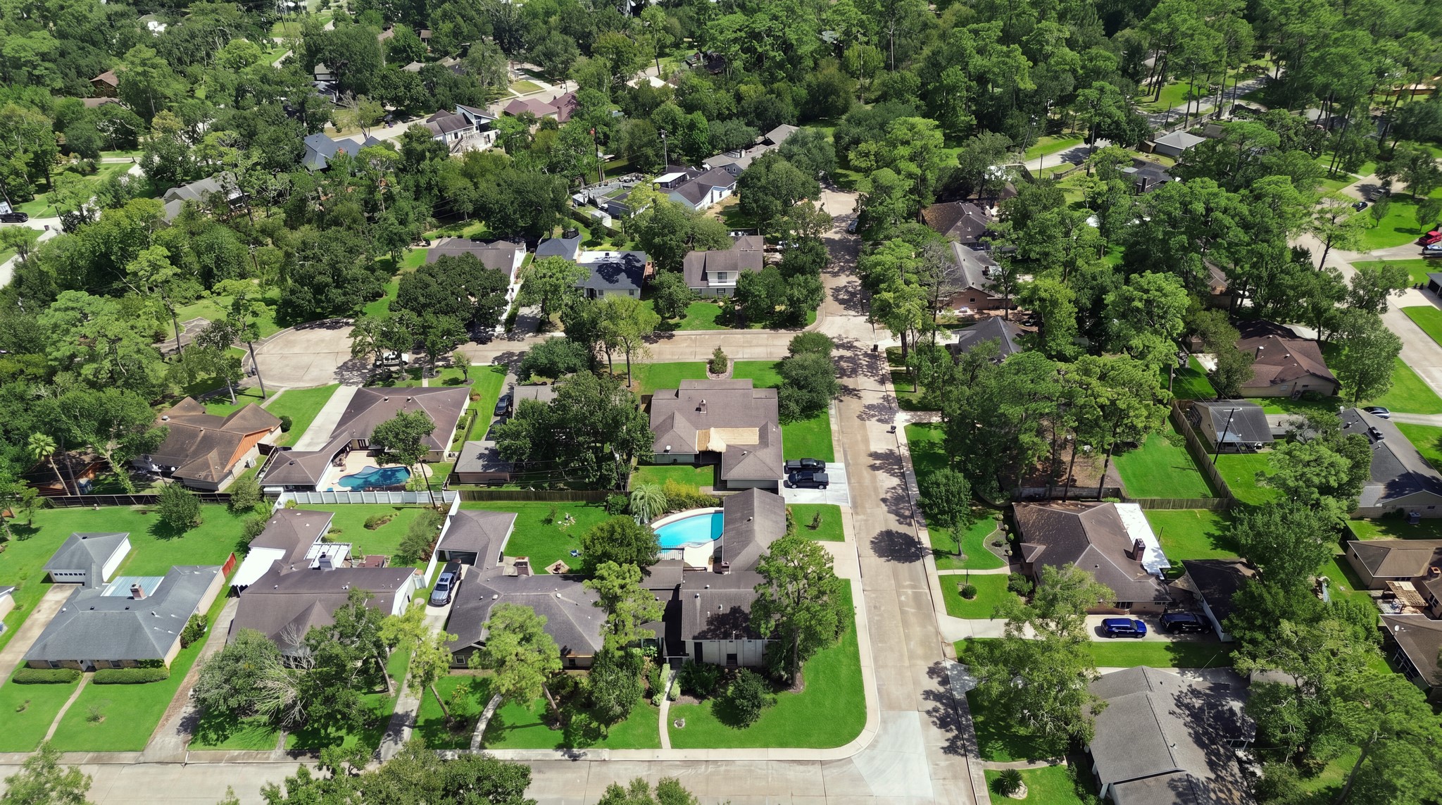 2711 WILLIAMSBURG DRIVE, Dickinson, TX 77539
