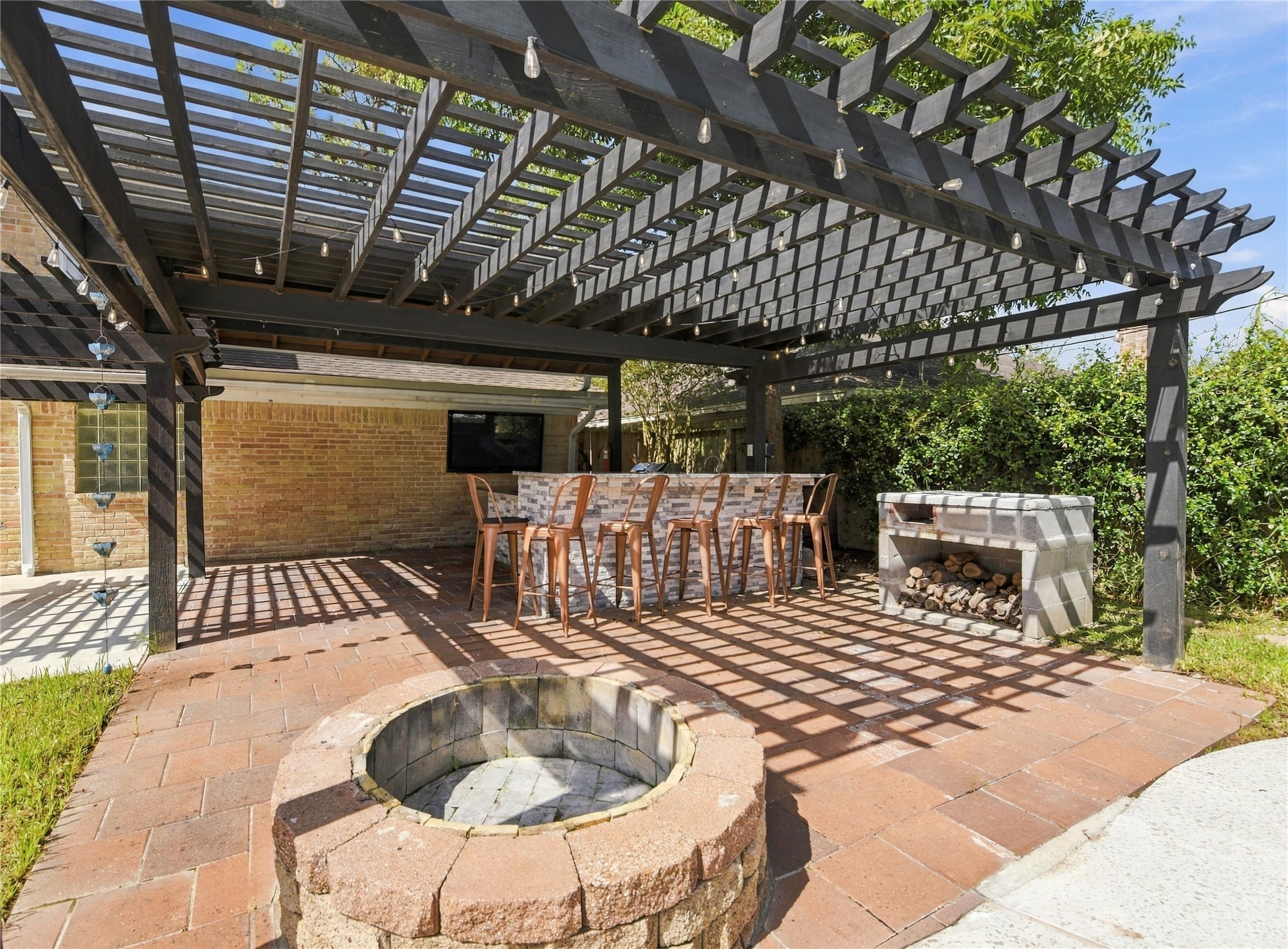 2711 WILLIAMSBURG DRIVE, Dickinson, TX 77539
