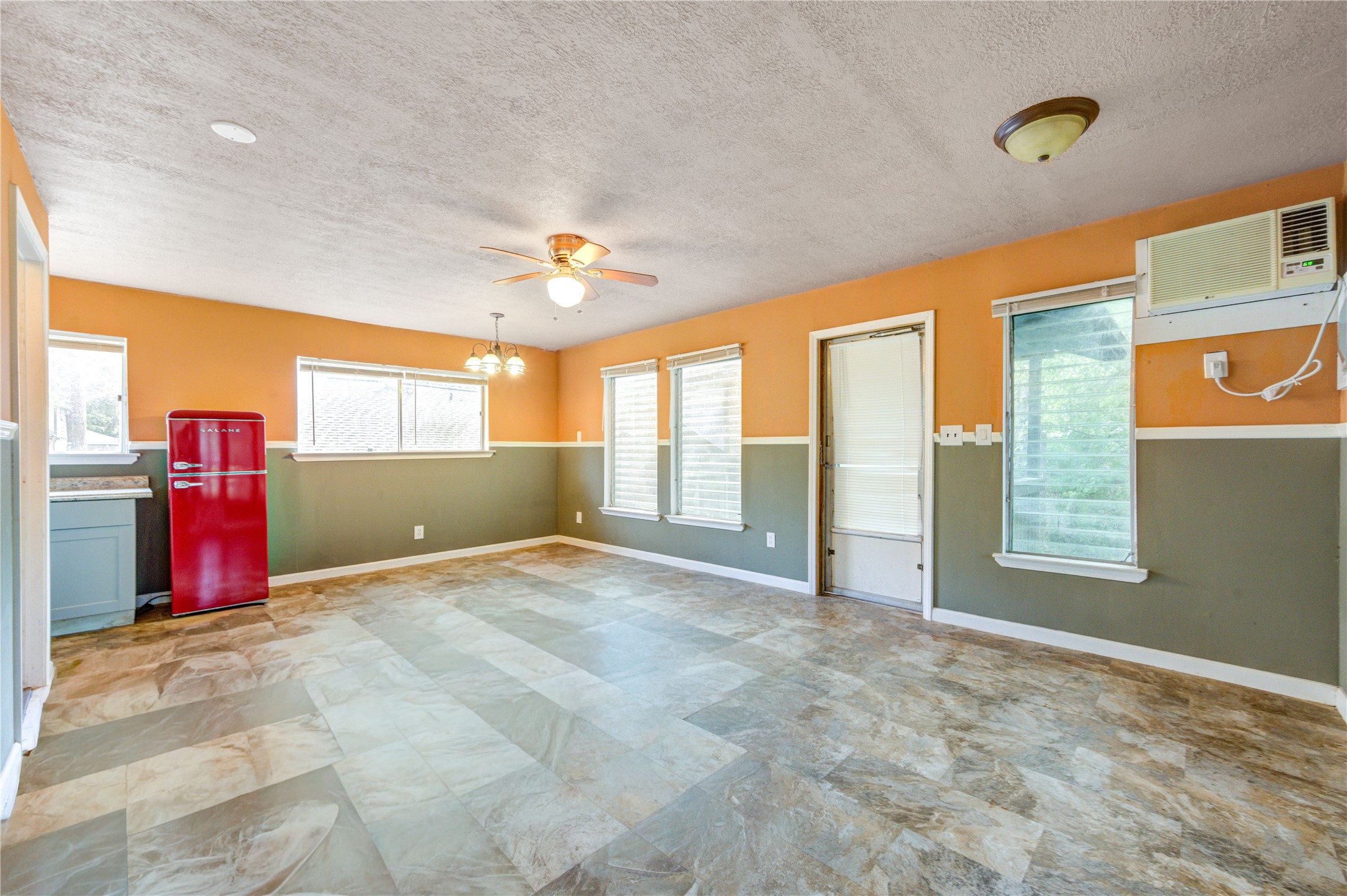 51.Open-Concept Studio Living Space